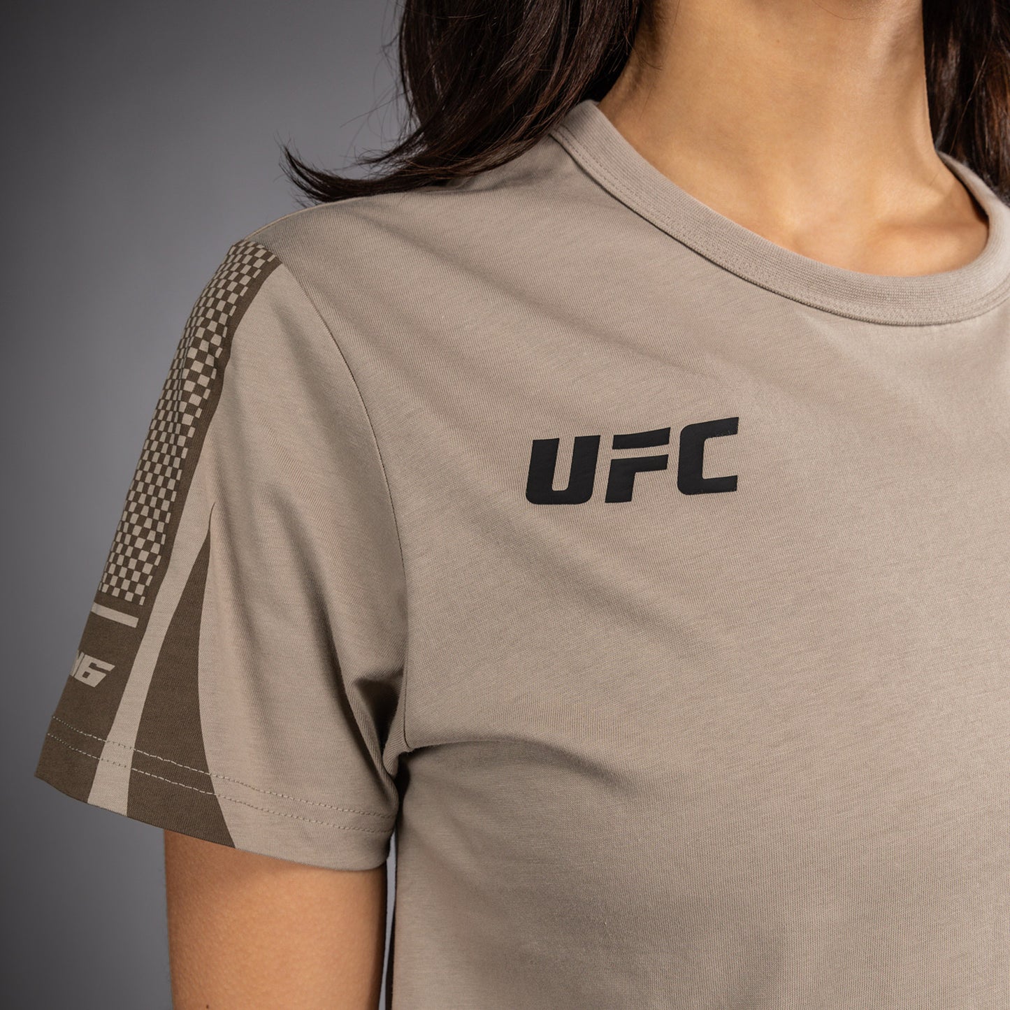 T-shirt à Manches Courtes pour Femme Venum UFC Unity by Venum Authentic Fight Week - Sable
