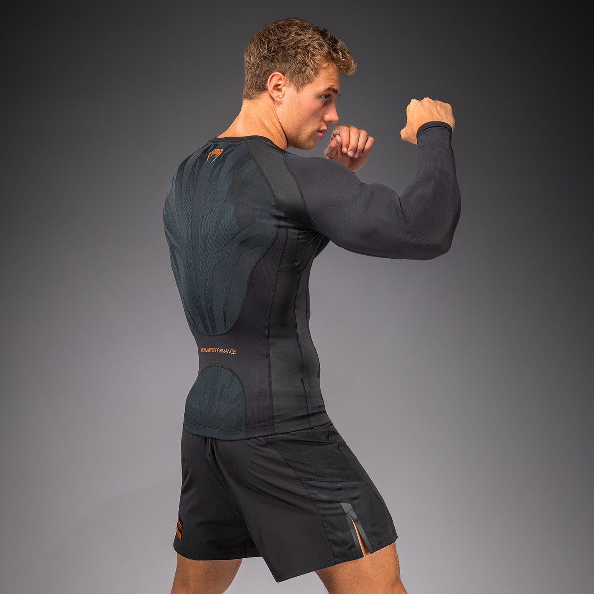 Rashguard manches longues Venum G-Fit Revolution - Noir/Cuivre