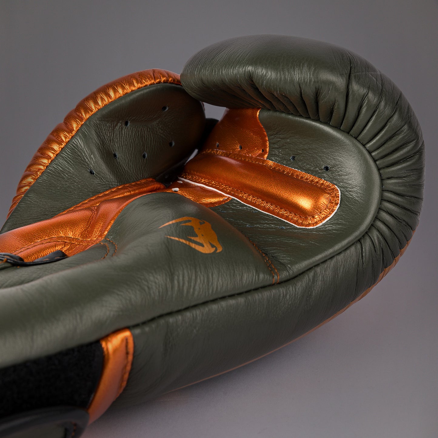 Gants de boxe Venum Giant 3.0 - Edition Spéciale - Kaki/Bronze - product-type_Gants de boxe