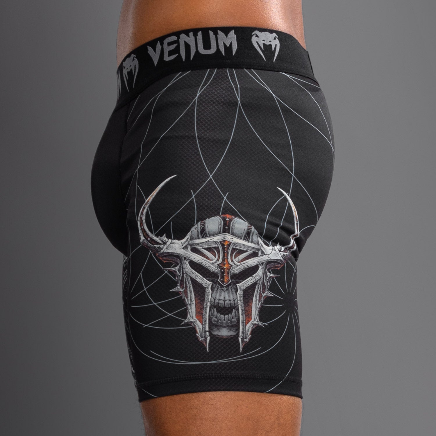 Short de compression pour Hommes Venum Gladiator 5.0 - Noir/Argent - product-type_Shorts de compression