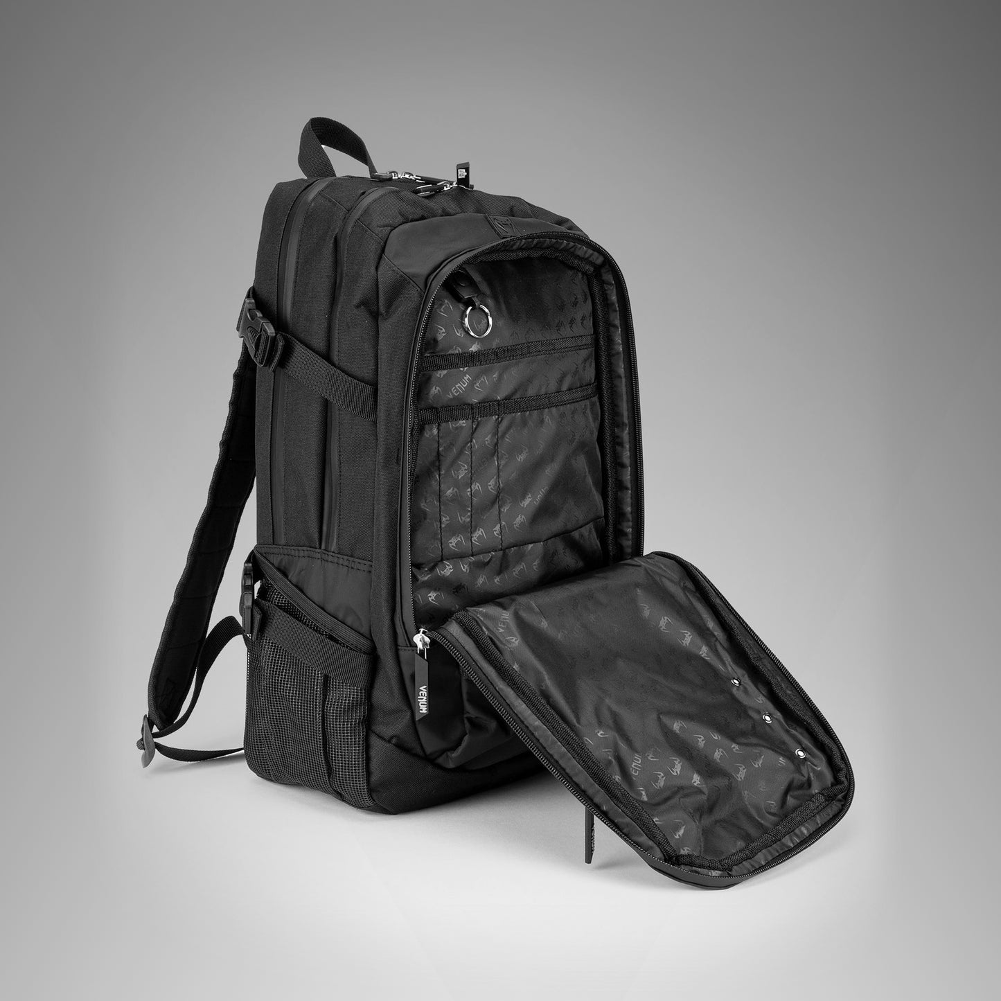 Sac à Dos Venum Challenger Pro Evo (20-25L) – Noir/Blanc - product-type_Sacs de sport
