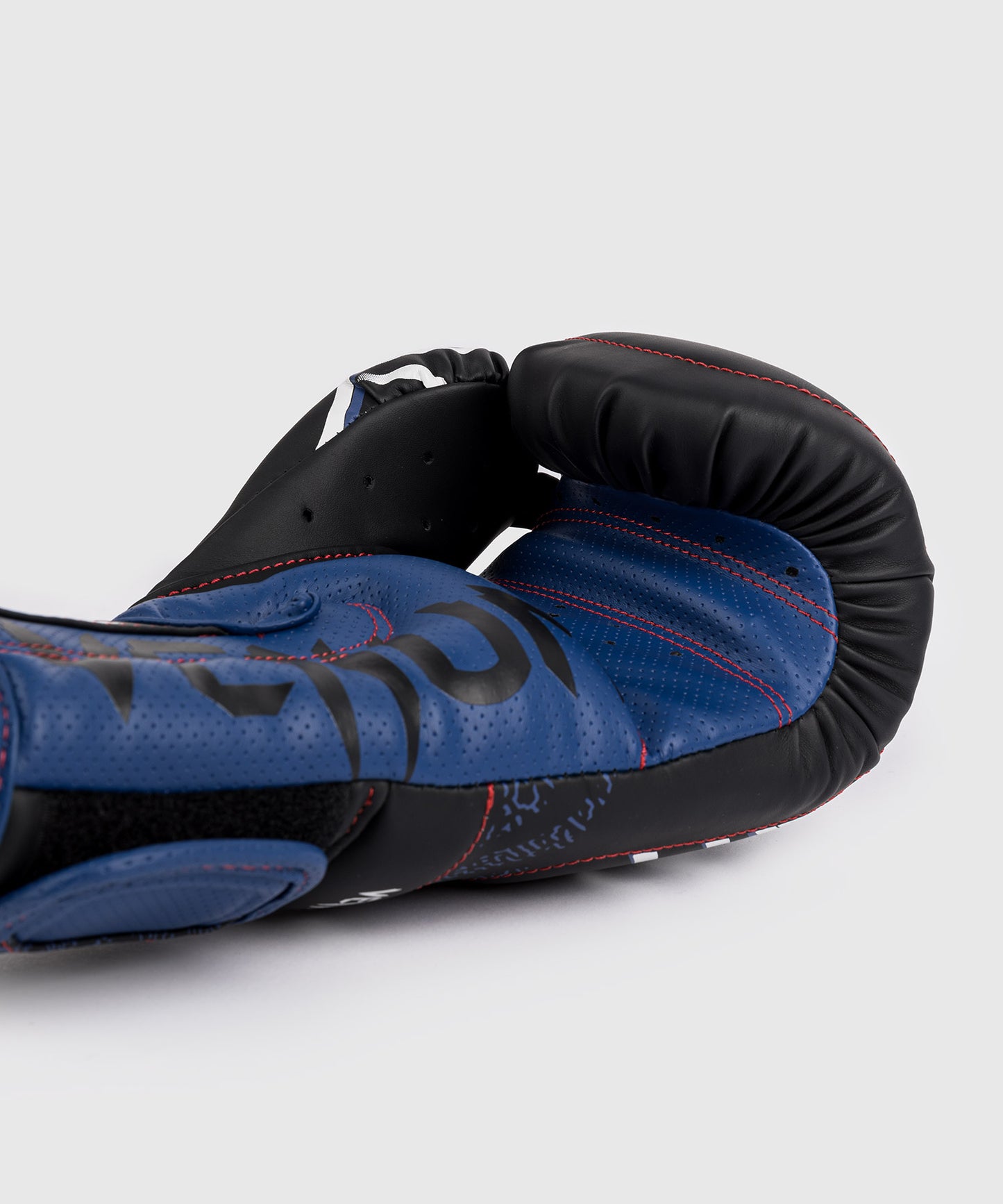 Gants de Boxe Venum x TEKKEN 8 - Jin Kazama - Bleu/Noir/Blanc - product-type_Gants de boxe