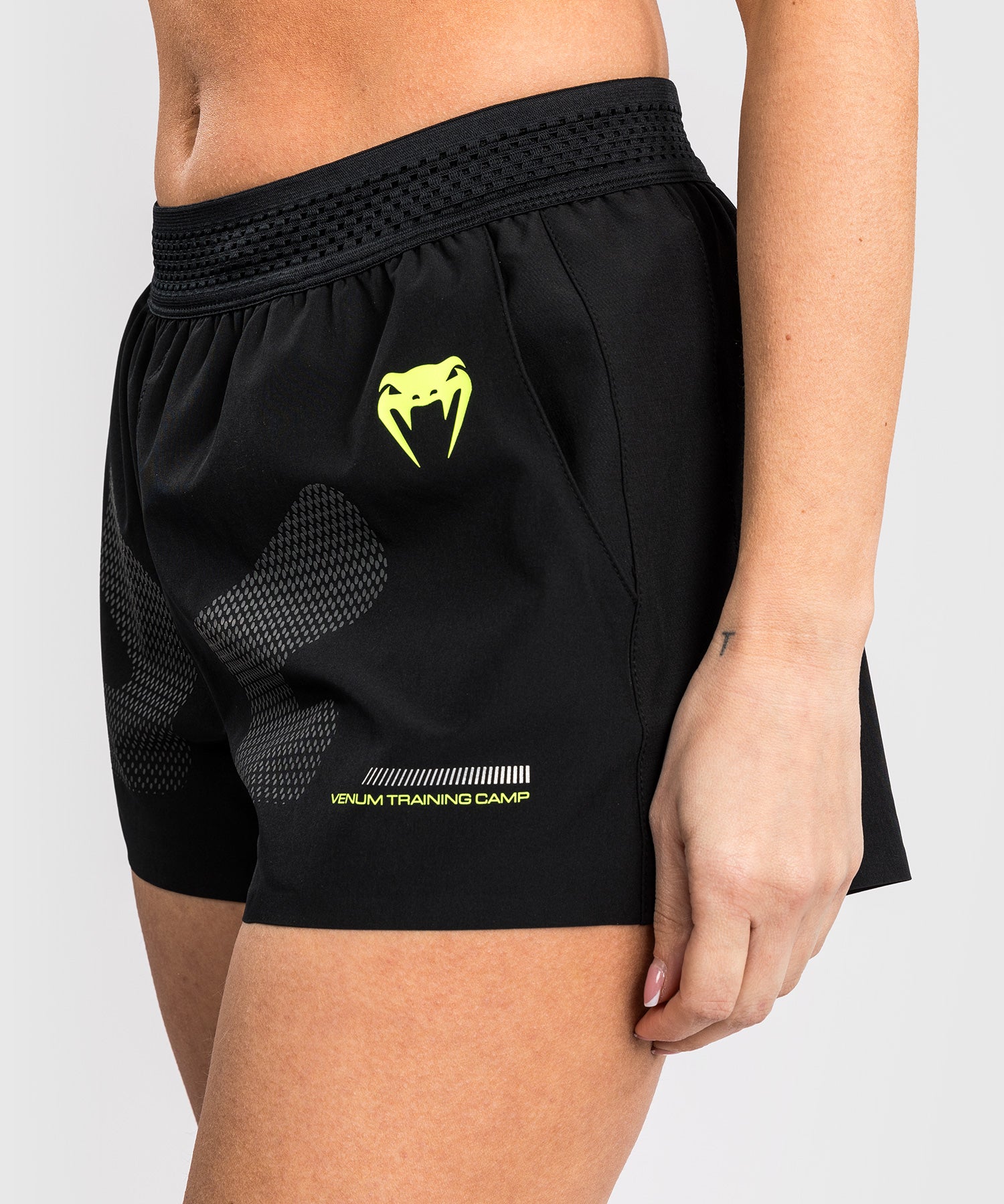 Short d'entraînement Venum Training Camp 4.0 - Noir/Vert Fluo - product-type_Shorts de training