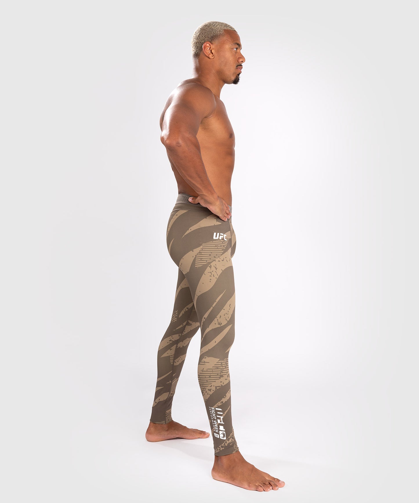 Pantalon de Compression pour Hommes UFC Adrenaline by Venum Fight Week Performance - Desert Camo - Pantalons