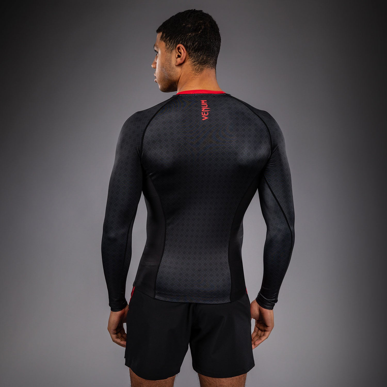 Rashguard à Manches Longues Venum x Roger Gracie Signature - Noir/Rouge - product-type_T-Shirts de Compression