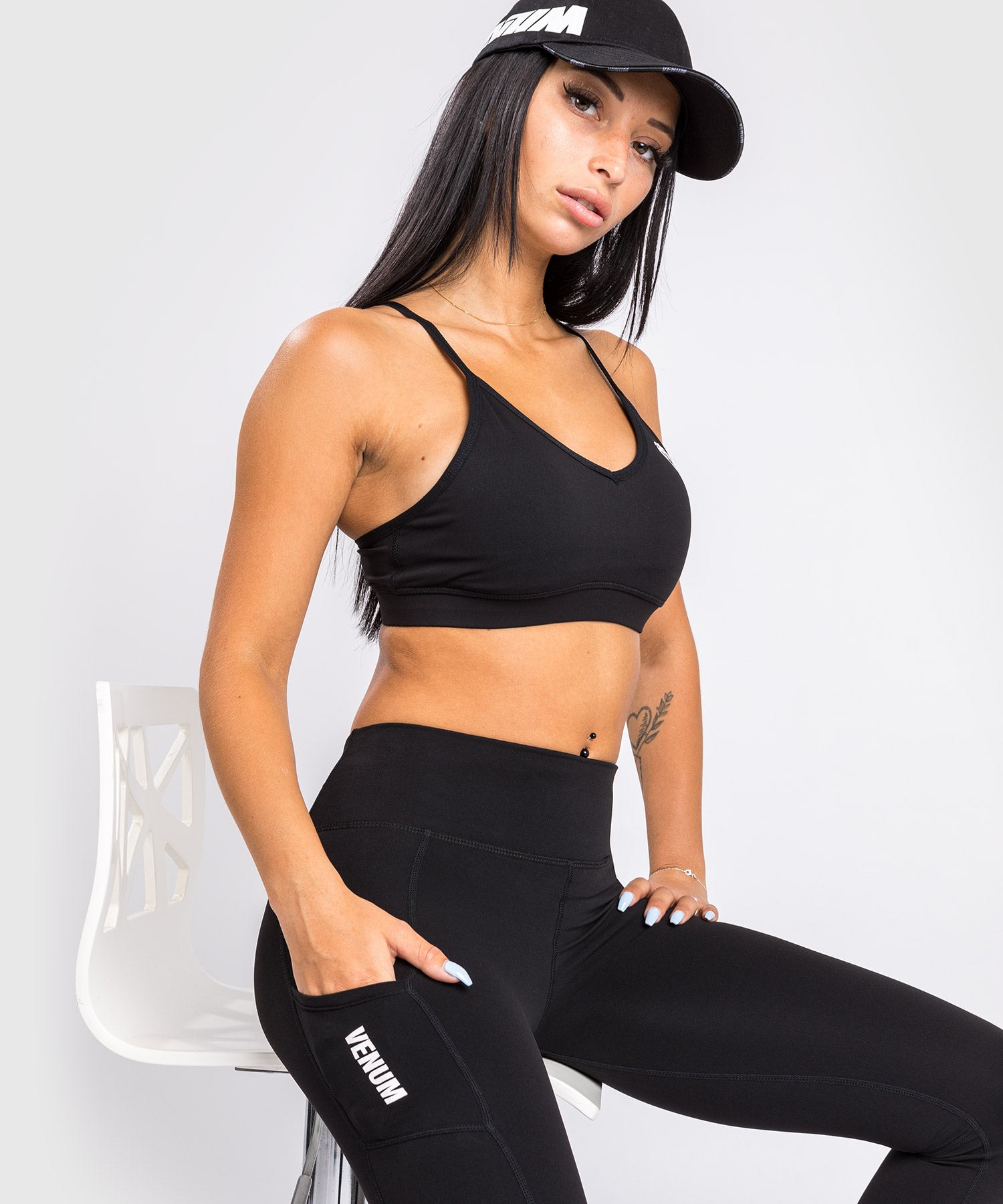 Brassière de Sport Venum Essential Low Impact - Noir - product-type_Brassières de sport