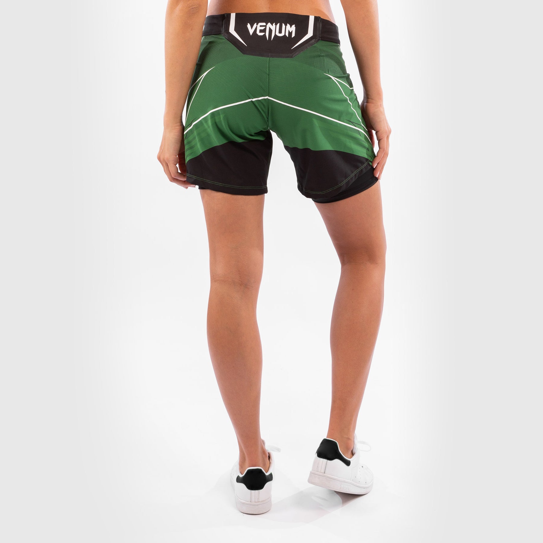 Fightshort Femme UFC Venum Authentic Fight Night - Coupe Longue - Vert - product-type_Shorts de MMA