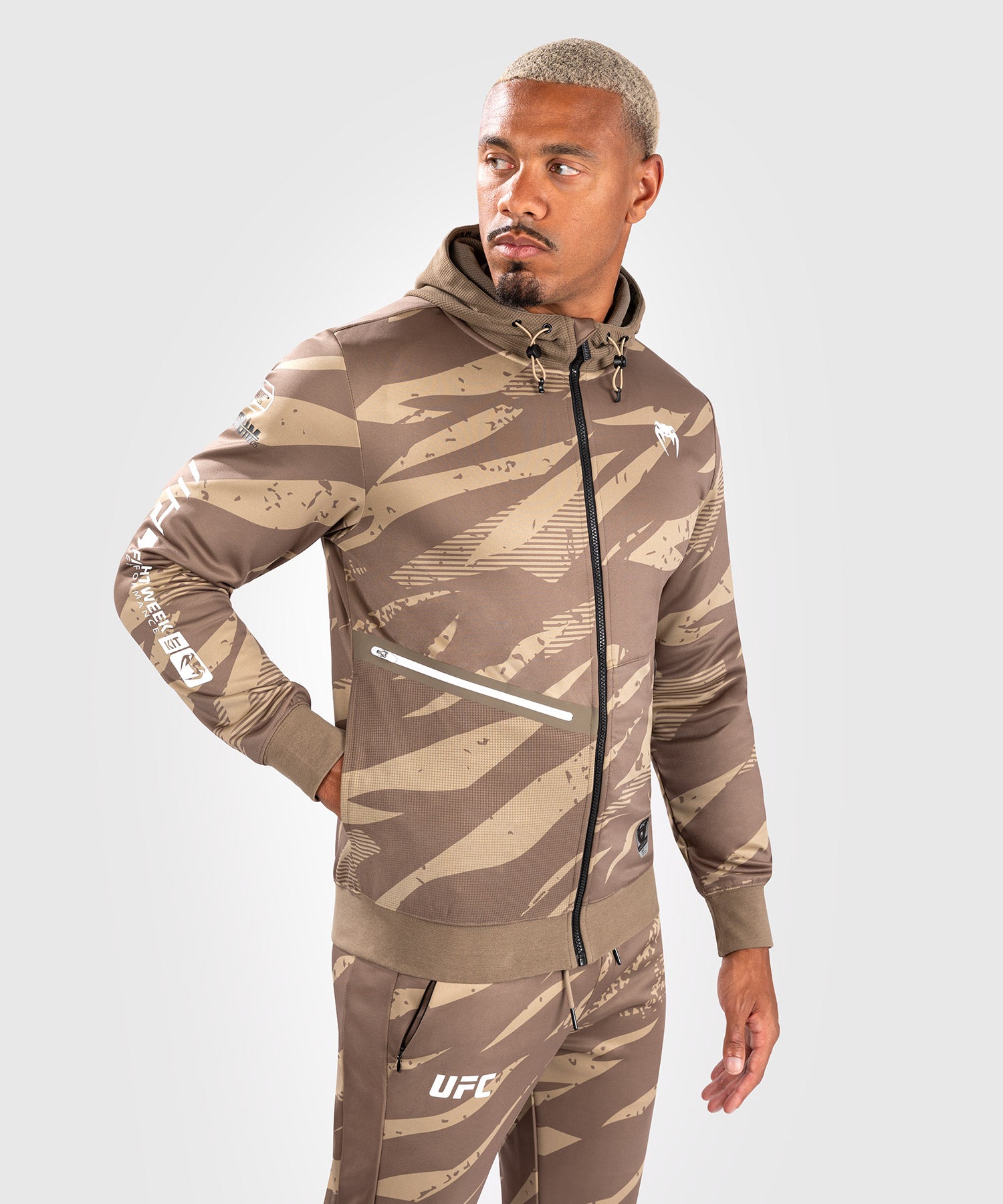 Veste À Capuche Zippé pour Hommes UFC Adrenaline by Venum Fight Week - Desert Camo - product-type_Vestes