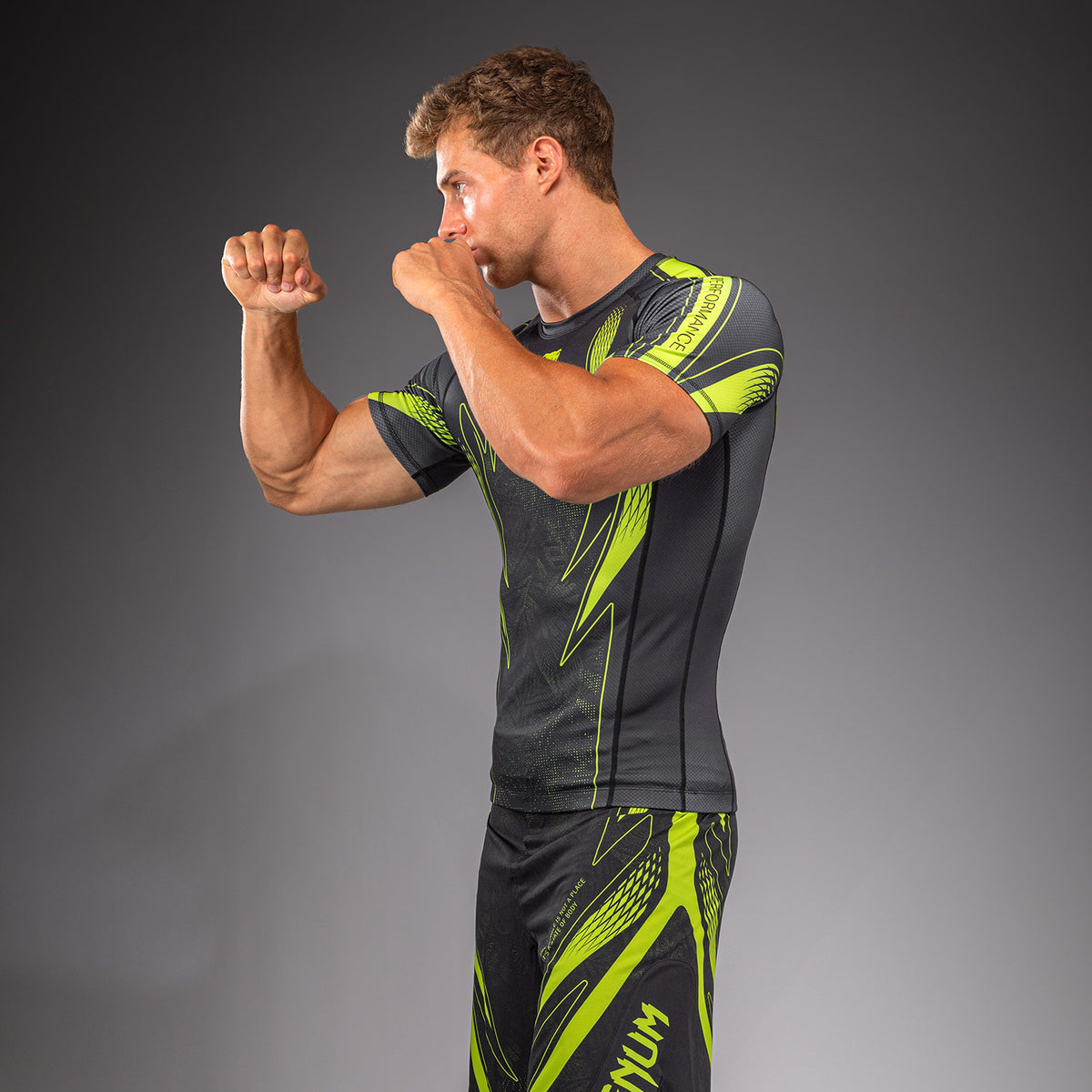 Rashguard à manches courtes Venum Amazonia Reborn - Noir/Vert