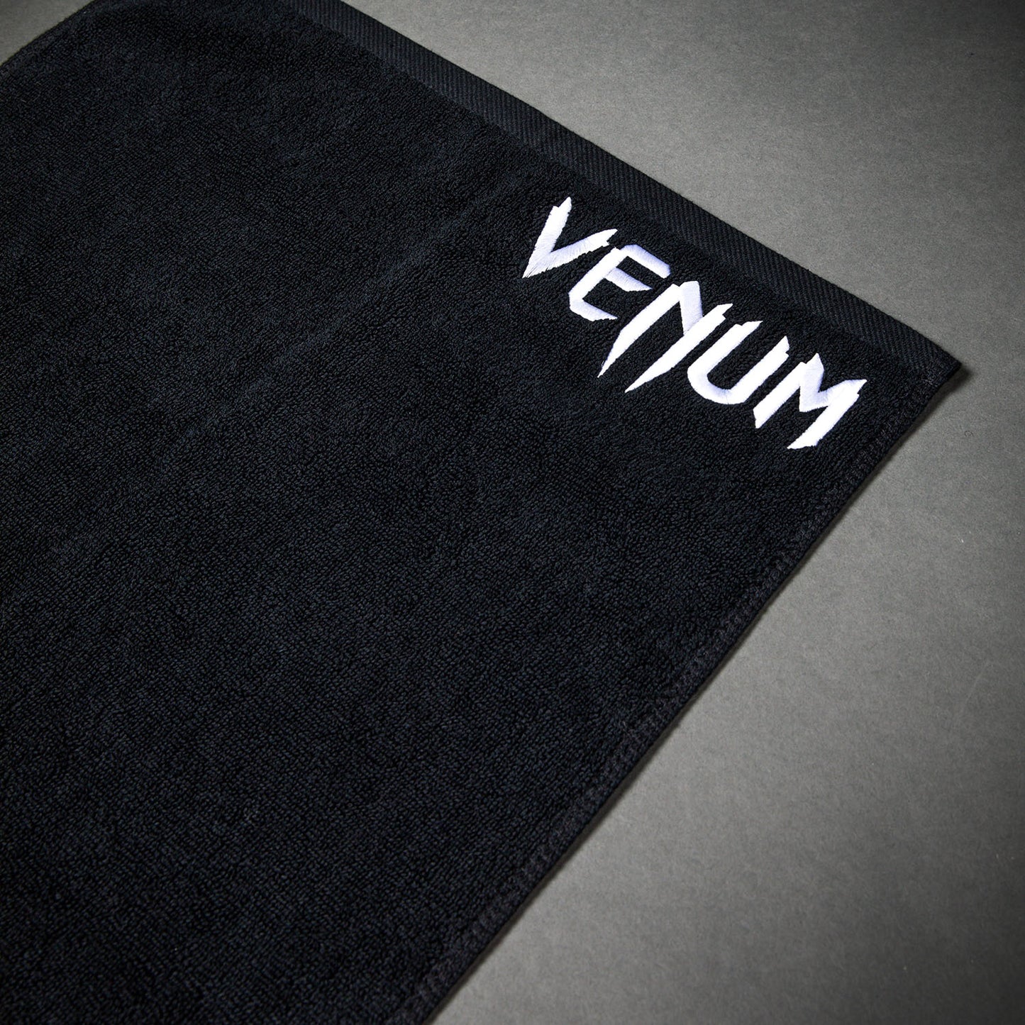 Serviette Venum MX Basics - Noir/Blanc