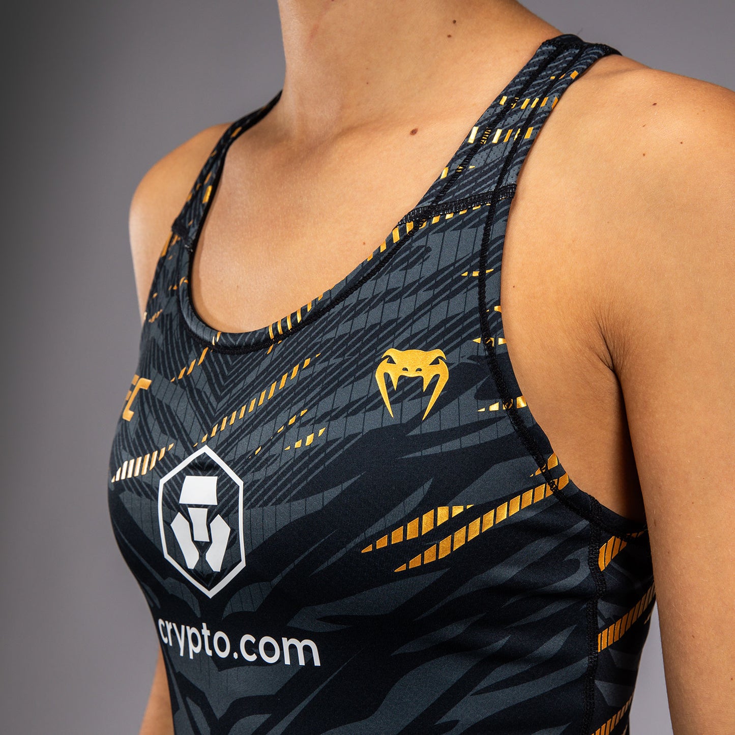 Haut ajusté avec Brassière Intégré pour Femmes UFC Fusion by Venum Authentic Fight Night - Champion - product-type_Brassières de sport