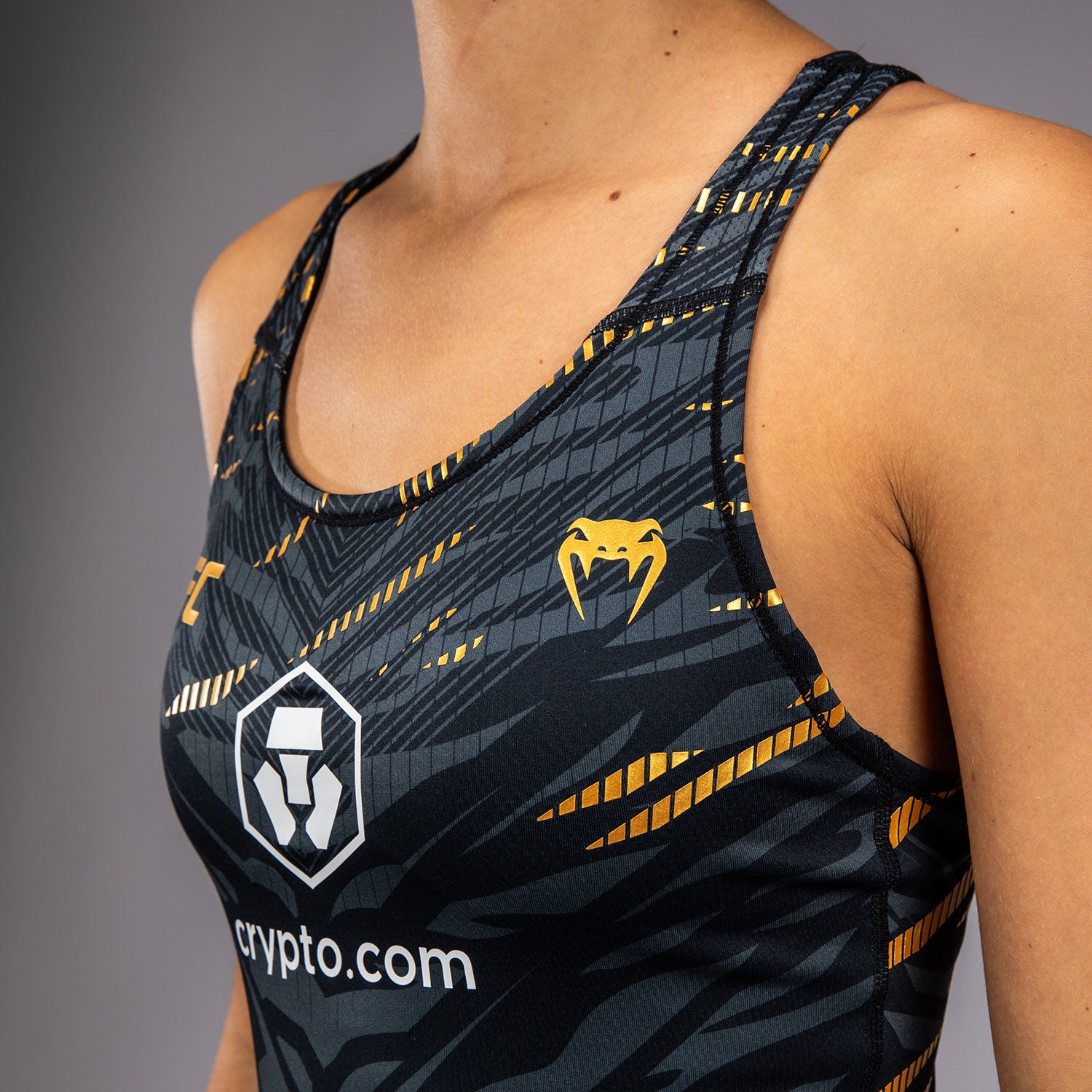 Haut ajusté avec Brassière Intégré pour Femmes UFC Fusion by Venum Authentic Fight Night - Champion - product-type_Brassières de sport