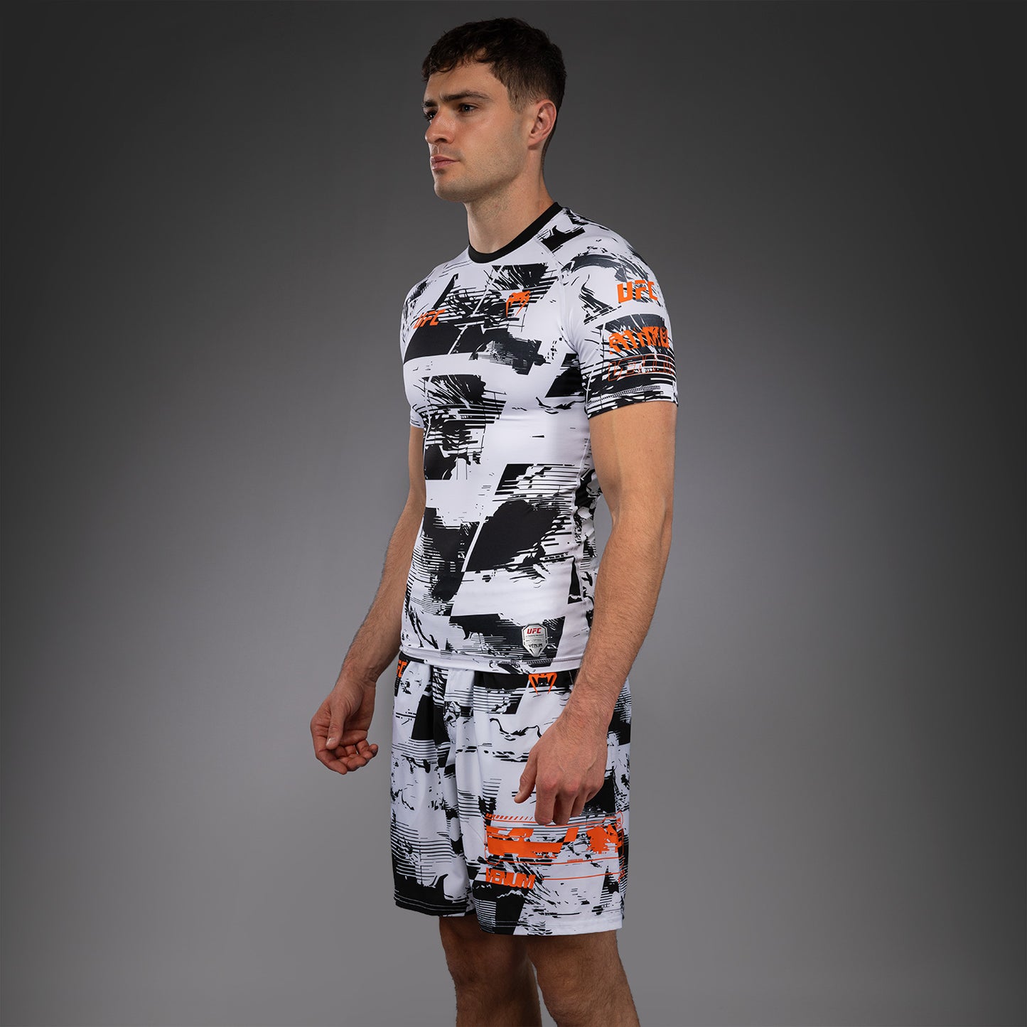 Rashguard manches courtes Performance Homme UFC Zenith by Venum Authentic Fight Week - Blanc - product-type_T-Shirts de Compression