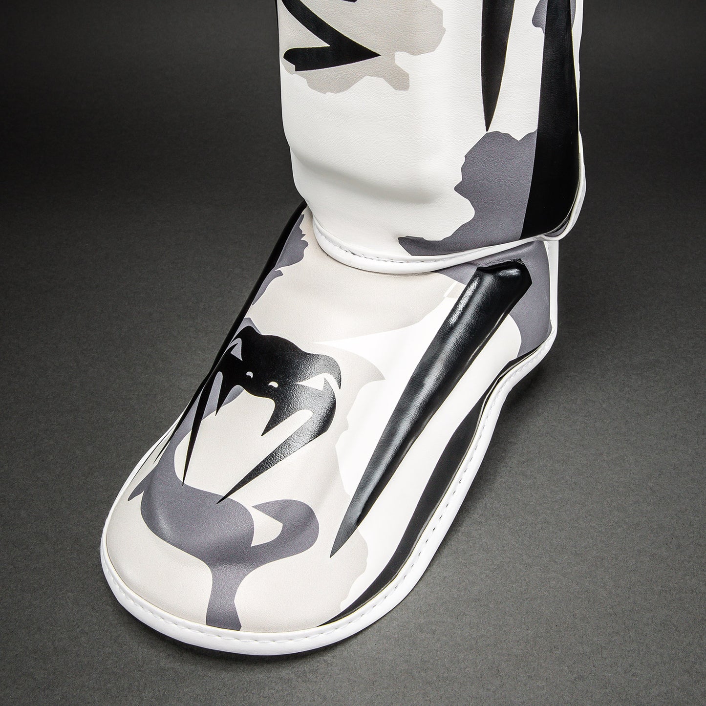 Protège-tibias Venum Elite Camo - Blanc/Gris Clair