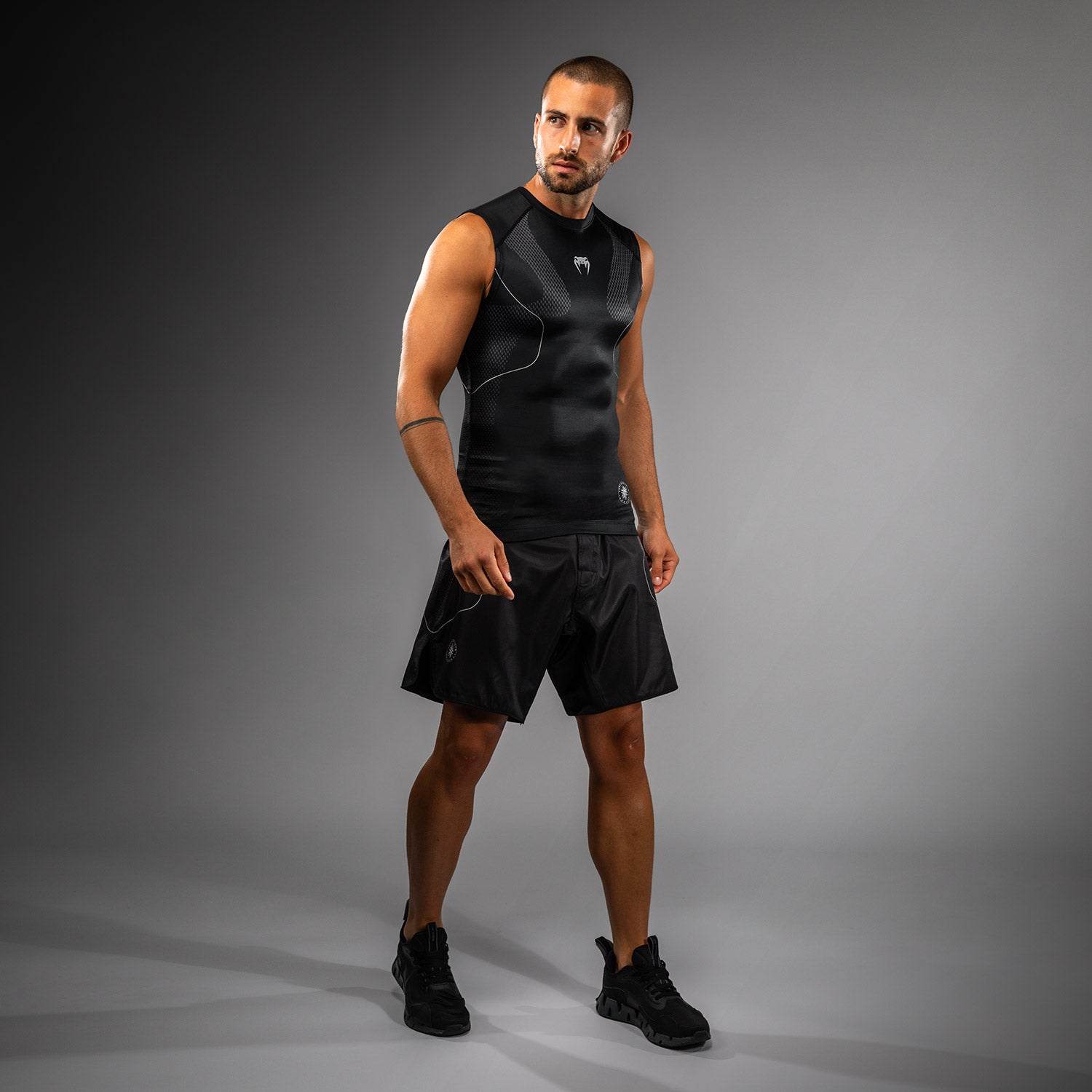 Rashguard Sans Manches Venum Nexus – Noir/Argent - product-type_T-Shirts de Compression