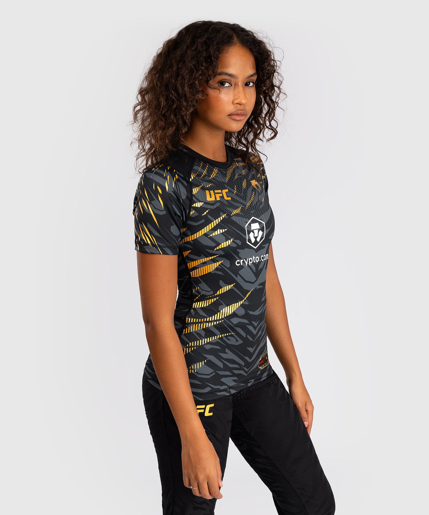 Rashguard Performance à Manches Courtes pour Femmes UFC Fusion by Venum Authentic Fight Night - Champion - product-type_T-Shirts de Compression