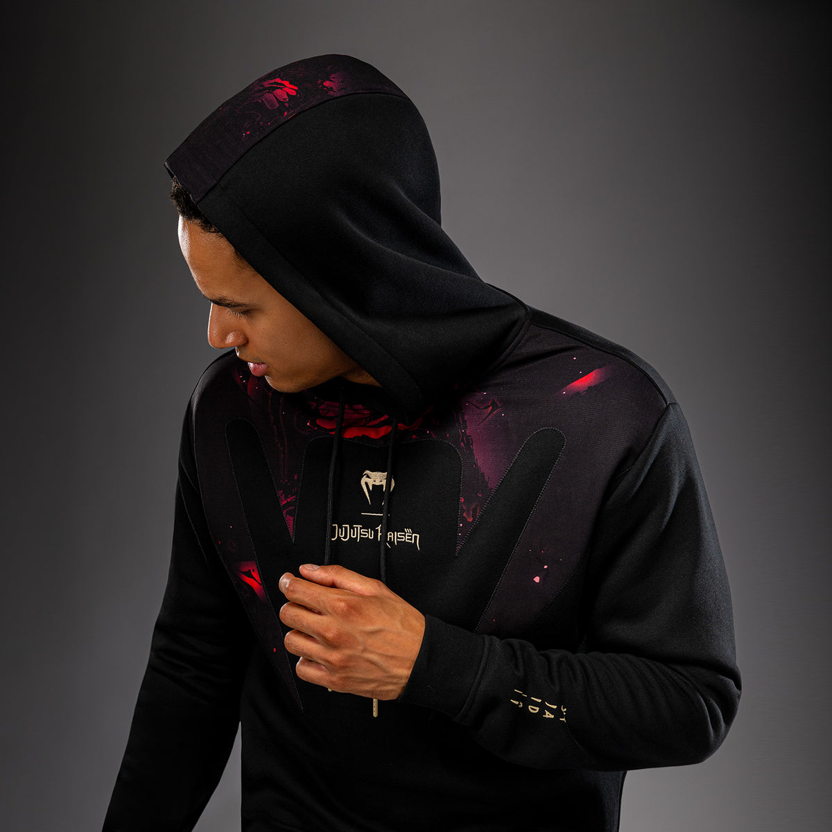 Sweat à capuche Itadori Jujutsu Kaisen x Venum – Noir/Rouge
