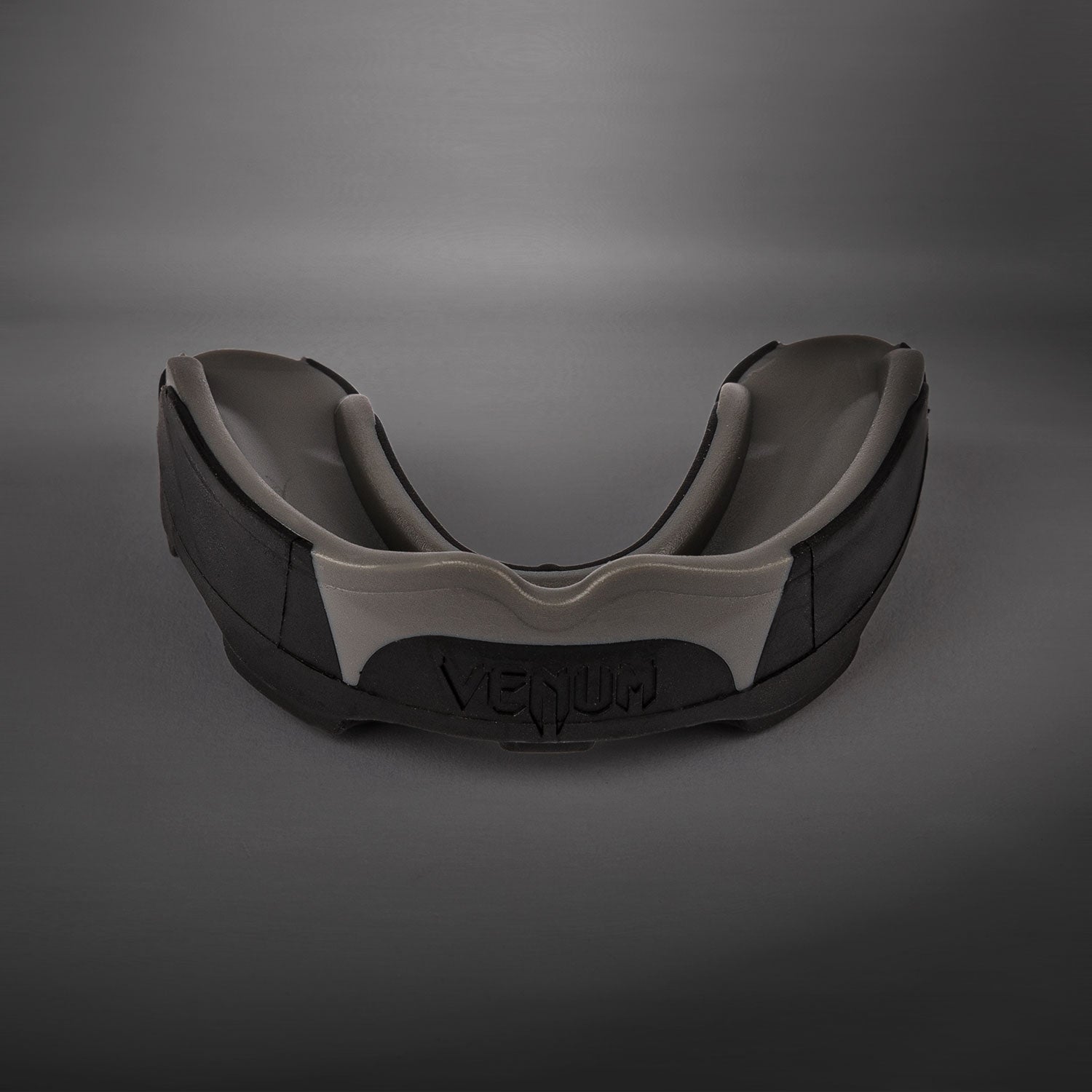 Protège-dents Noir Venum Predator - product-type_Protège-dents