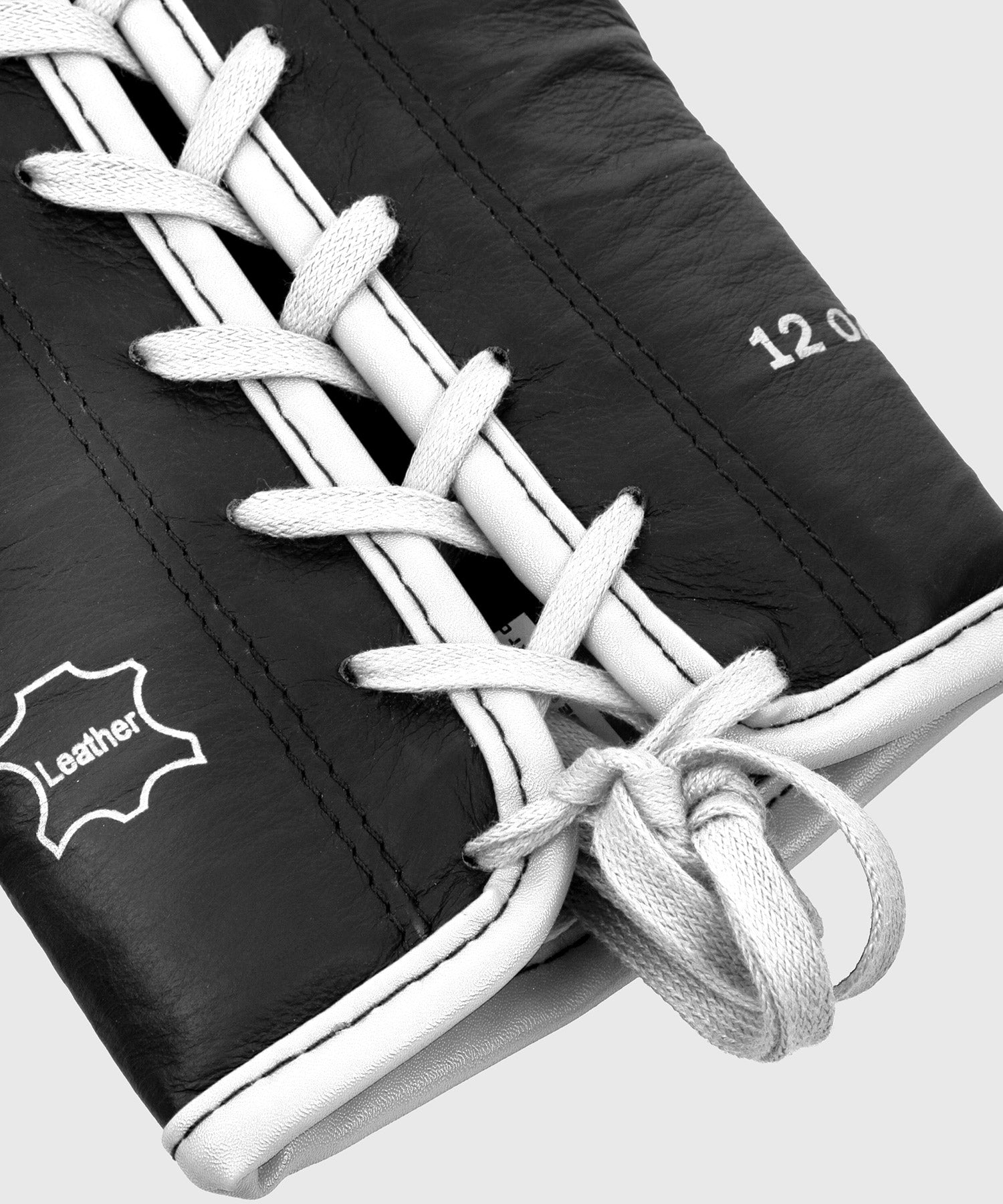 Gants de boxe pro Venum Shield - Avec Lacets - Gants de boxe Pro