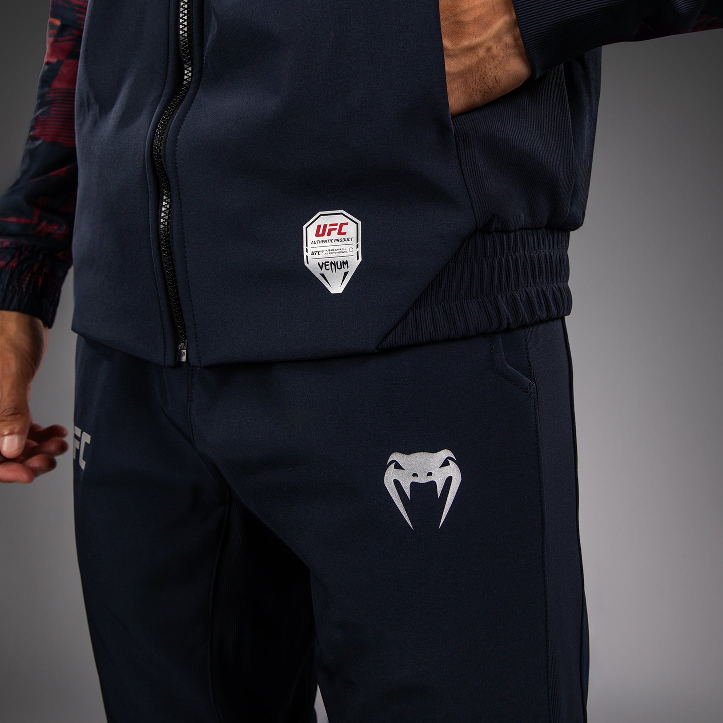 Sweat à capuche zippé Homme UFC Zenith by Venum Authentic Fight Week - Bleu marine/Bordeaux/Argent