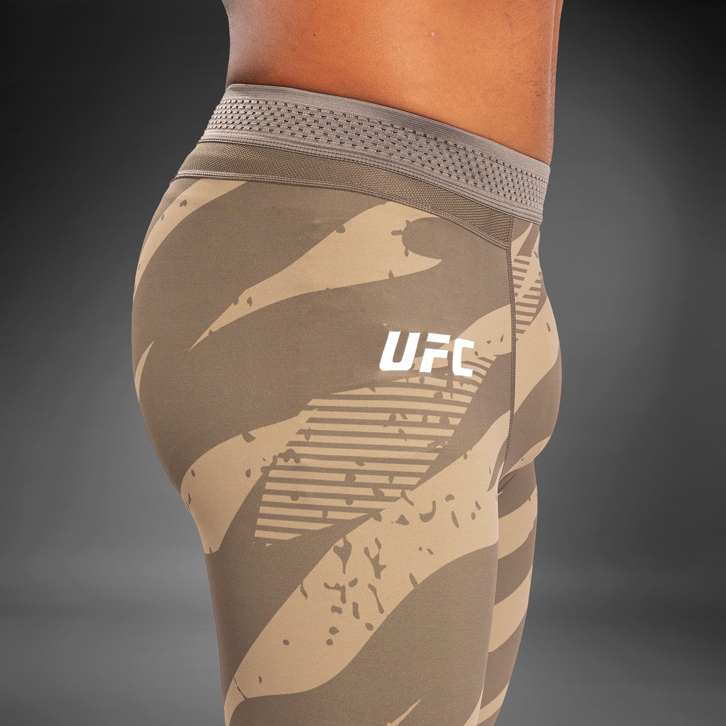 Pantalon de Compression pour Hommes UFC Adrenaline by Venum Fight Week Performance - Desert Camo - product-type_Pantalons de Compression