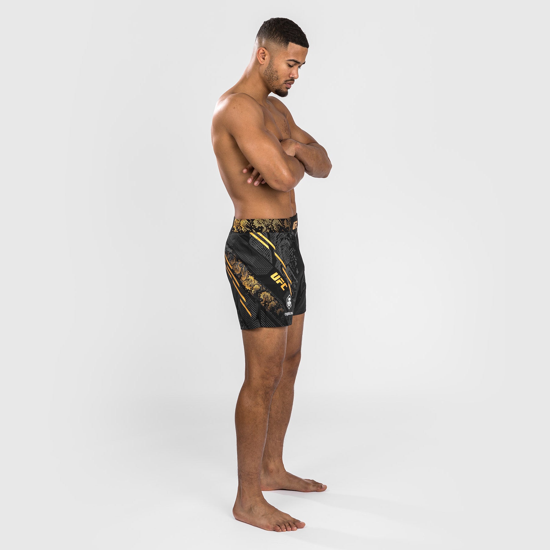 Short de combat personnalisé Coupe courte pour Hommes UFC Adrenaline by Venum Authentic Fight Night – Noir/Or - product-type_Shorts de MMA