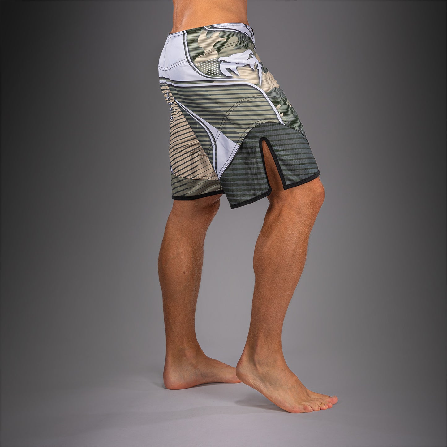Short de Combat Venum Camo Hero - Kaki/Blanc Cassé
