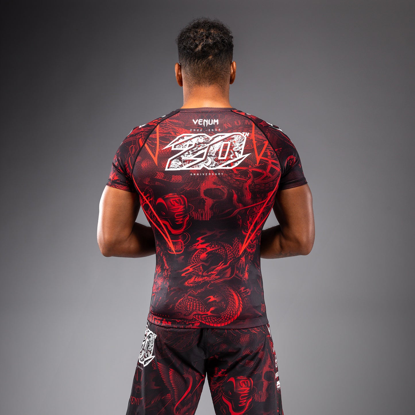 Rashguard à Manches Courtes Venum 20th Anniversary - Noir/Rouge - product-type_T-Shirts de Compression