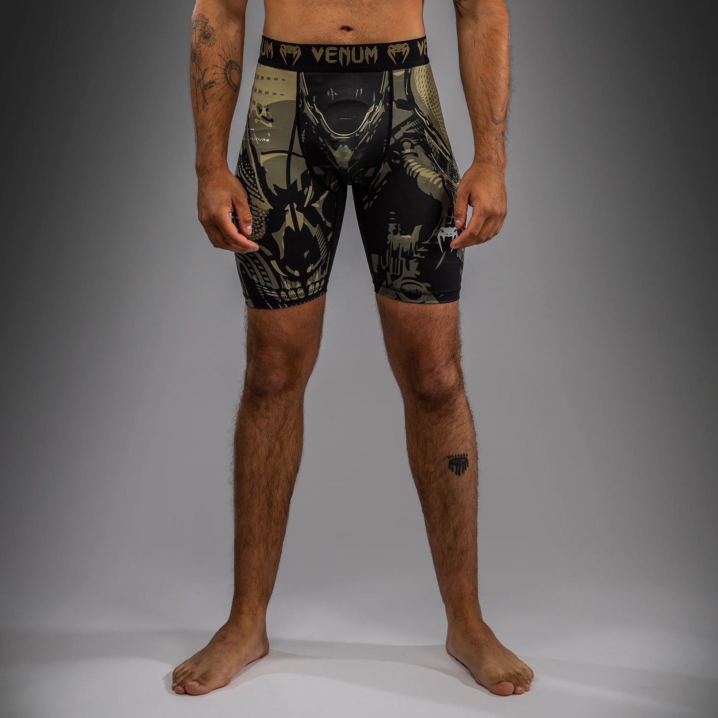 Short de compression Venum Invader - Noir/Sable - product-type_Shorts de compression