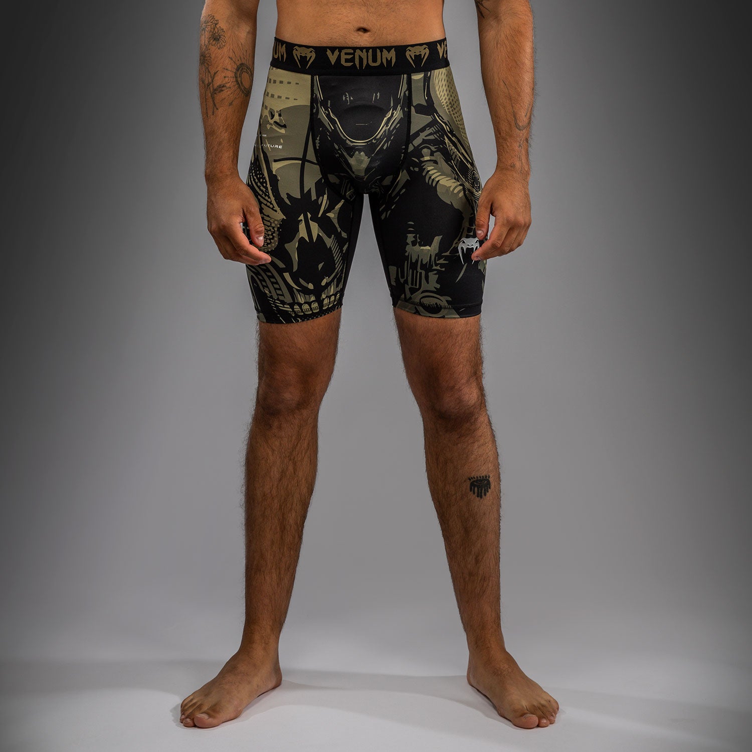 Short de compression Venum Invader - Noir/Sable - product-type_Shorts de compression
