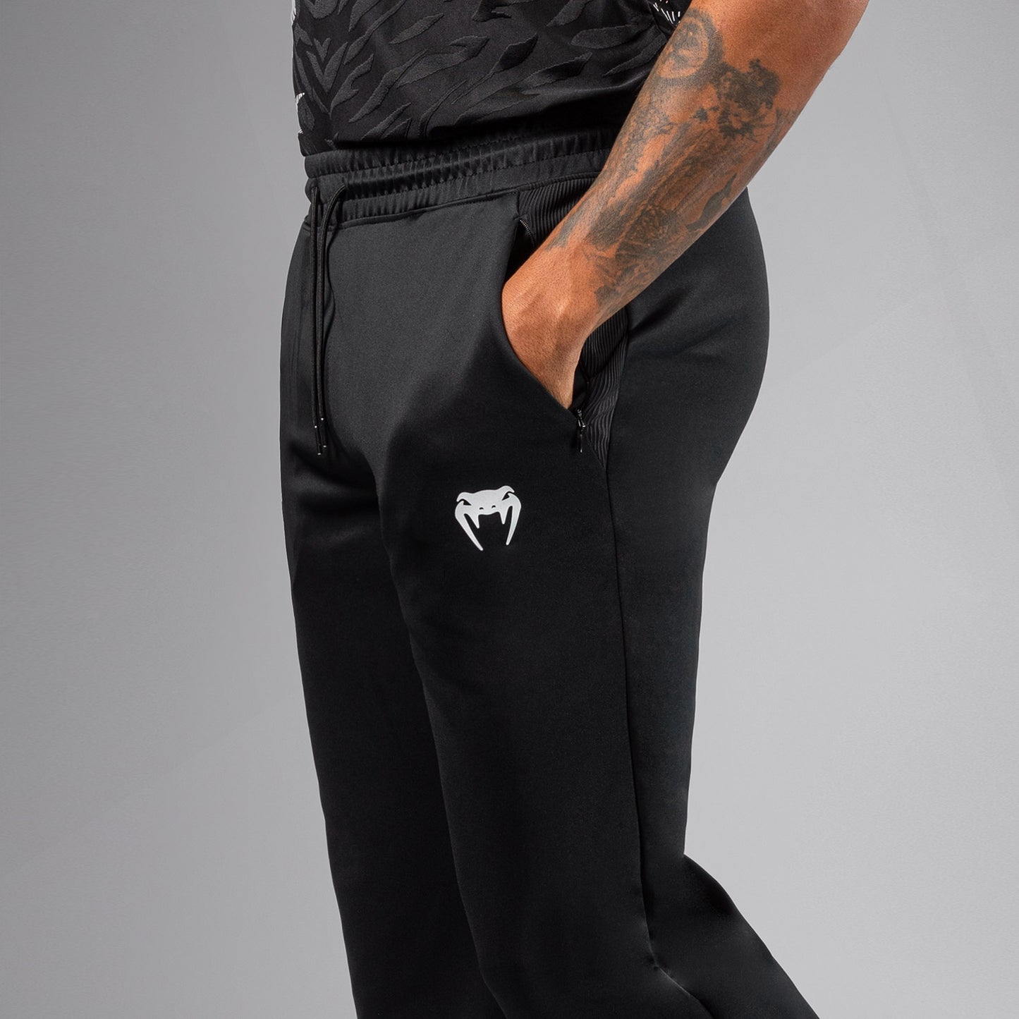 Pantalon Coupe Droite pour Hommes UFC Fusion by Venum Authentic Fight Night - Noir - product-type_Pantalons de jogging