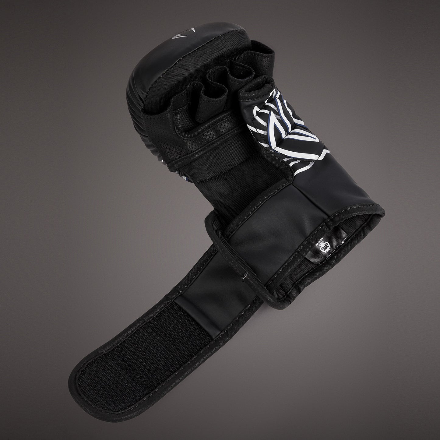 Gants de Sparring MMA Venum x TEKKEN 8 - Jin Kazama - Bleu/Noir/Blanc - product-type_Gants de Sparring