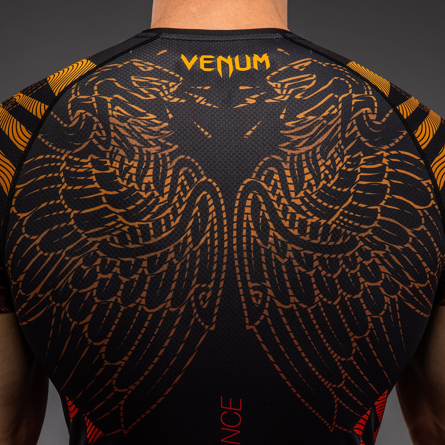 Rashguard Manches Courtes Venum Quetzal Fury - Noir/Rouge Fury/Mandarine
