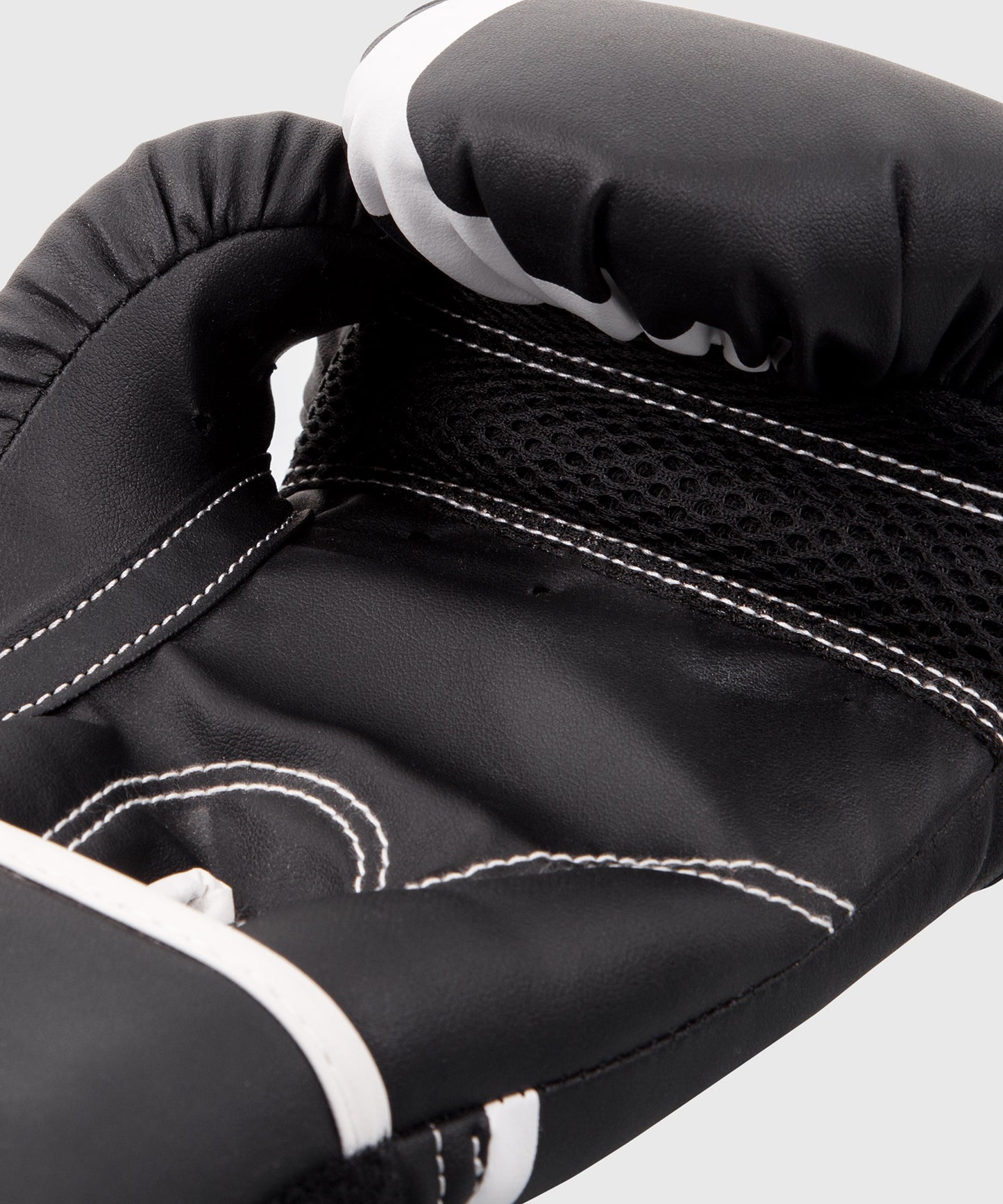 Gants de boxe Venum Challenger 2.0 Kids - Noir/Blanc - product-type_Gants de boxe