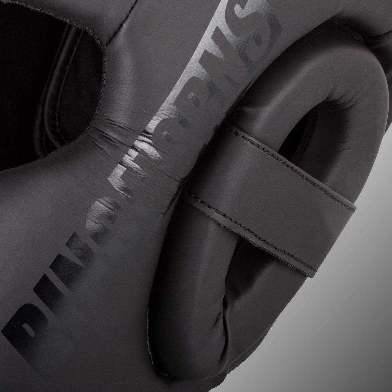 Casque Ringhorns Charger by Venum - Noir/Noir - product-type_Casques de boxe