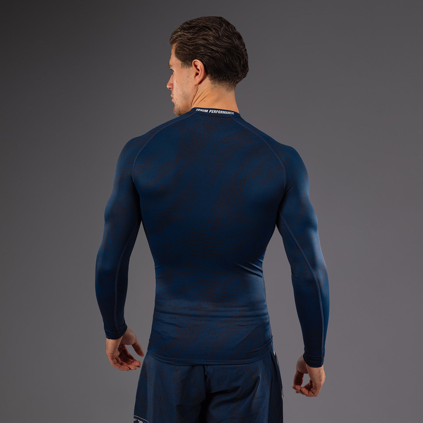 Rashguard Performance à Manches Longues pour Hommes UFC Fusion by Venum Fight Week - Bleu Océanique - product-type_T-Shirts de Compression