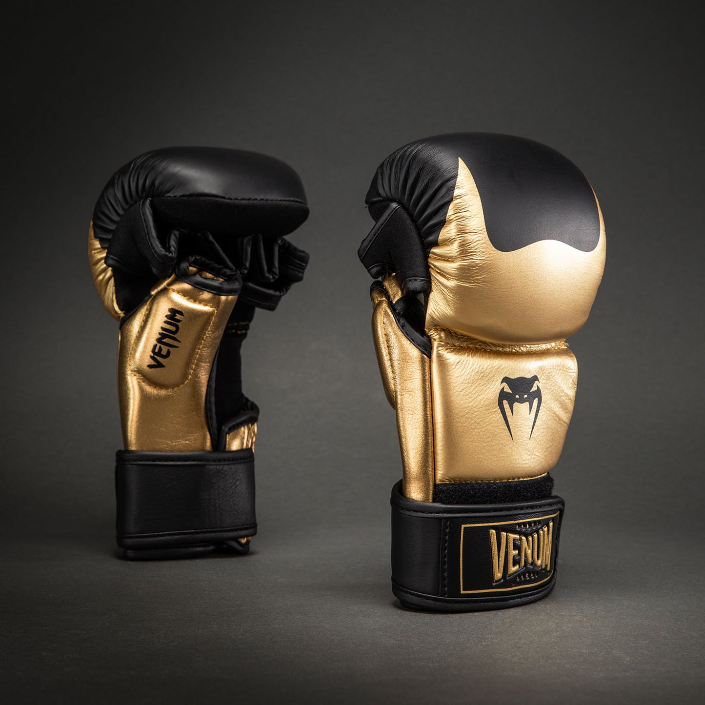 Gants de Sparring en Cuir Venum Attack 2.0 – Or/Noir