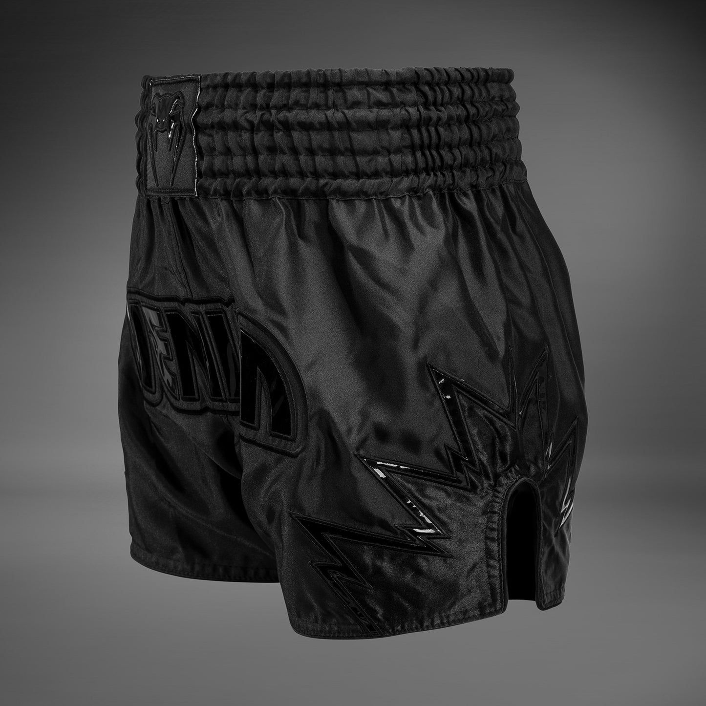 Shorts de Muay Thai Venum Inferno - Noir/Noir - product-type_Shorts de Muay Thai