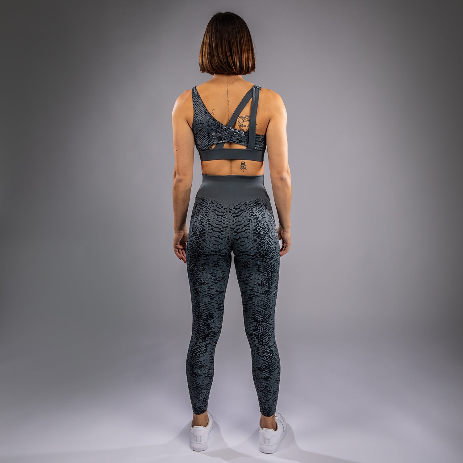 Brassière de sport pour Femmes Venum Amazonia - Gris foncé - product-type_Brassières de sport