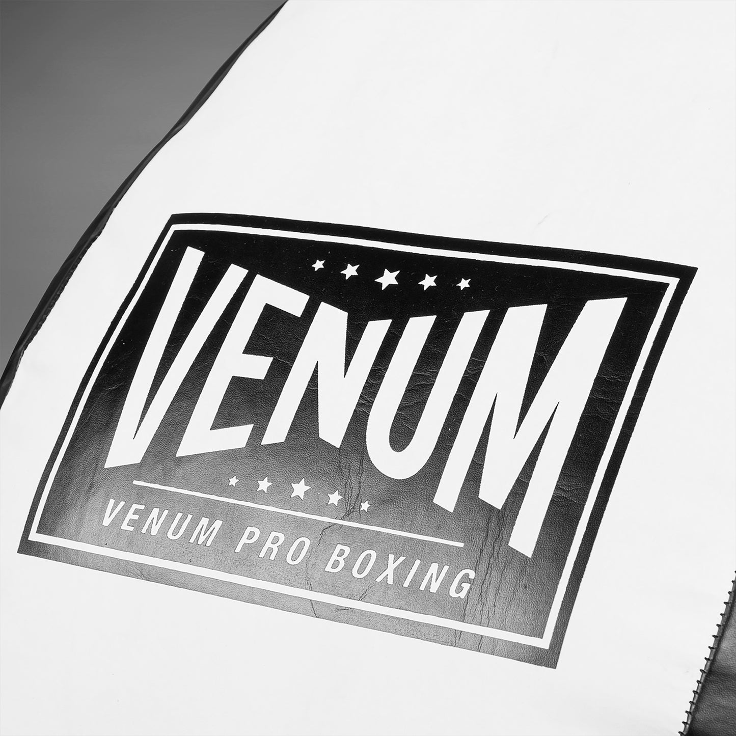 Sac de frappe Venum Hurricane Big Ball - Noir/Blanc - product-type_Sacs de frappe