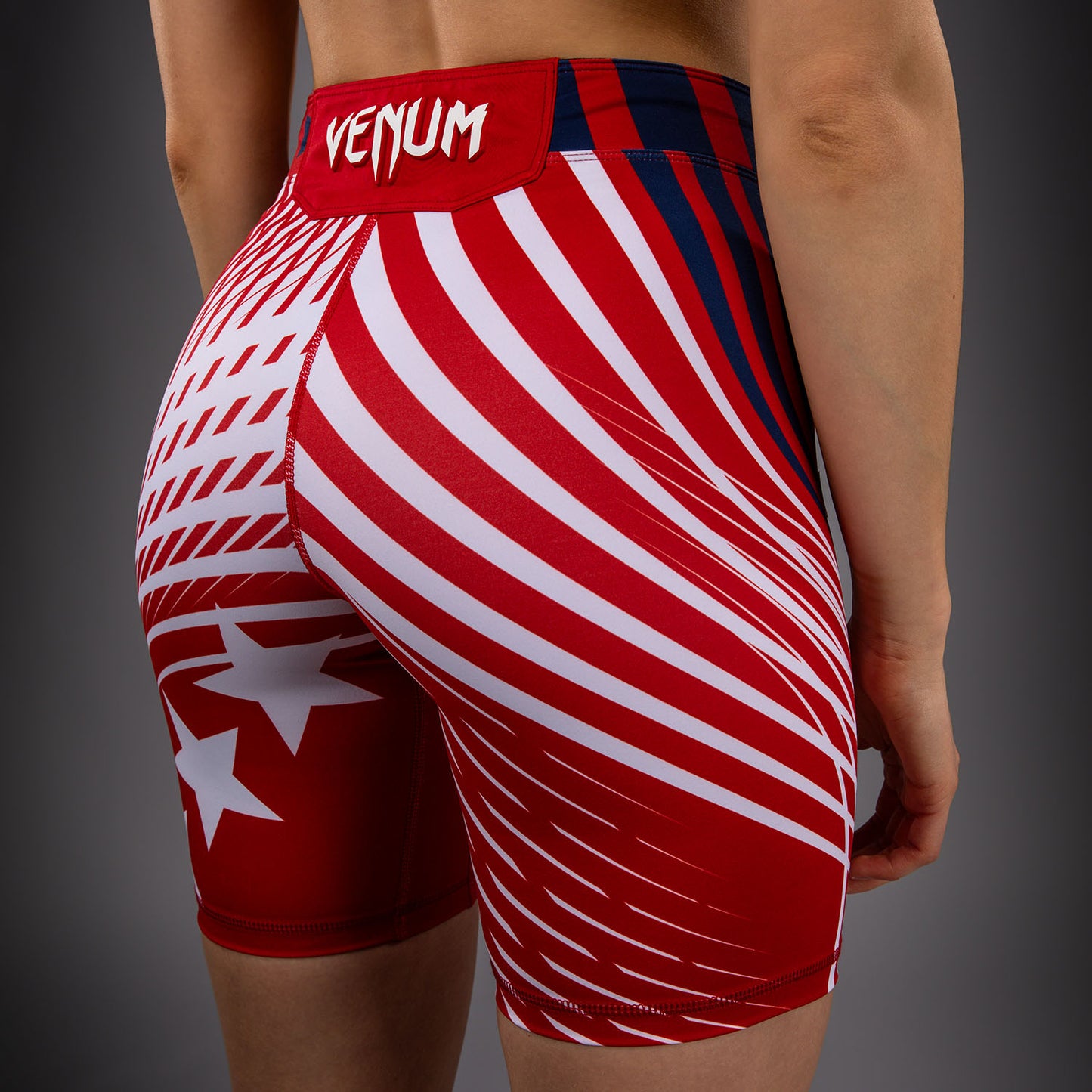 Official UFC Freedom 250 by Venum Authentic Short Vale Tudo coupe longue pour femme - Rouge - product-type_Shorts de compression