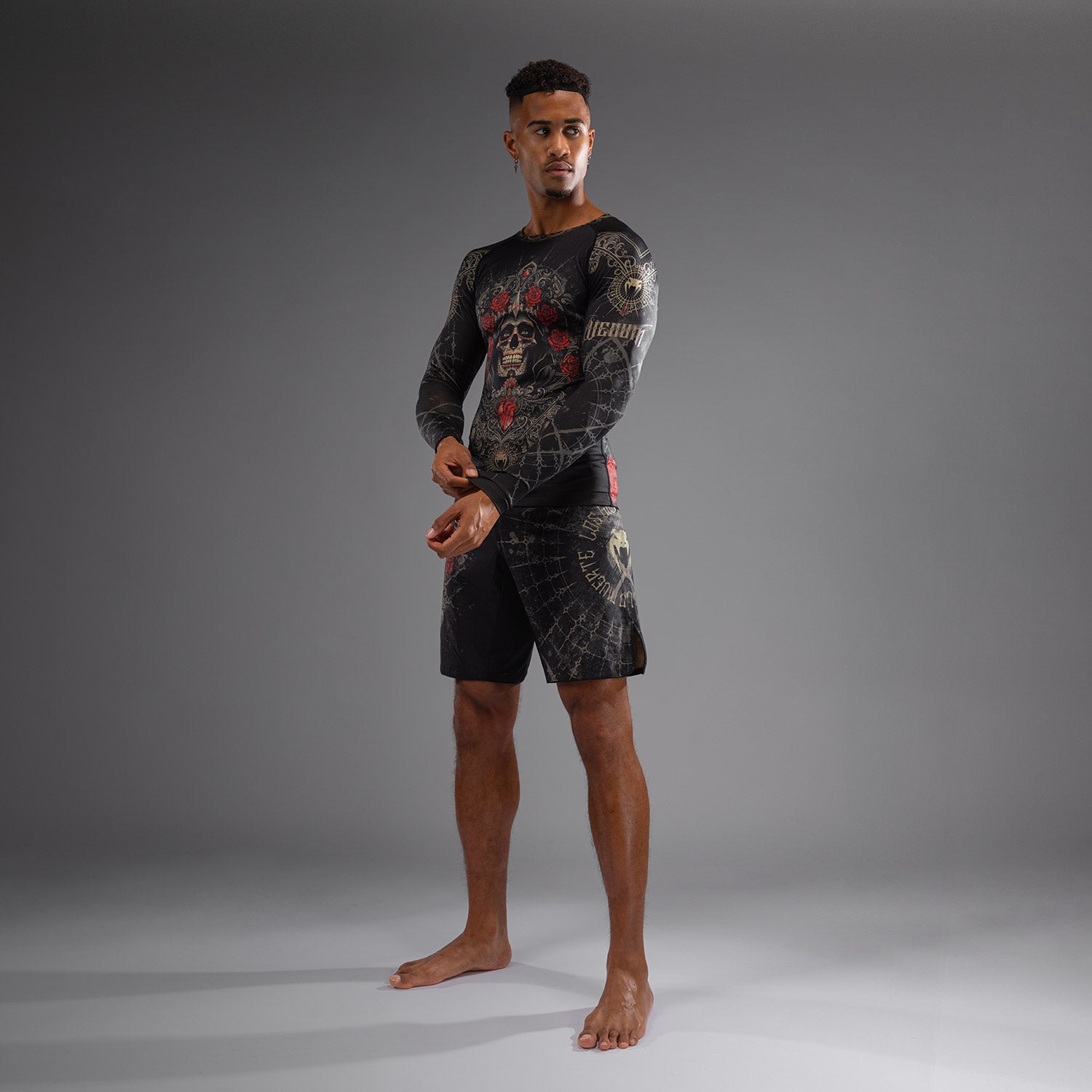 Rashguard à Manches Longues pour Hommes Venum Santa Muerte 5.0 - Noir Profond/Or - product-type_T-Shirts de Compression