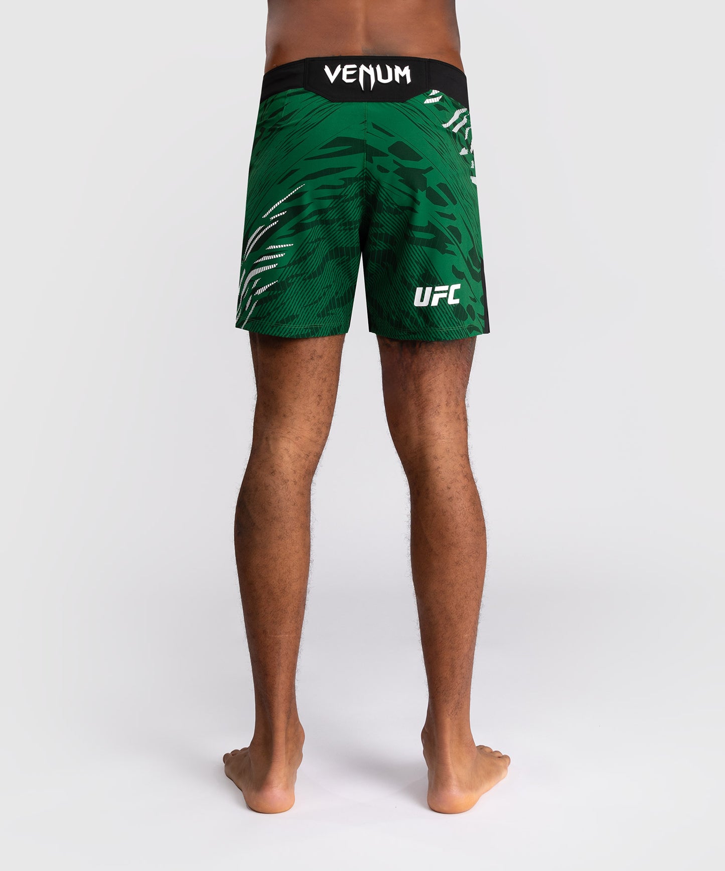 Shorts de Combat pour Hommes UFC Fusion by Venum Authentic Fight Night - Coupe Courte - Vert - product-type_Shorts de MMA