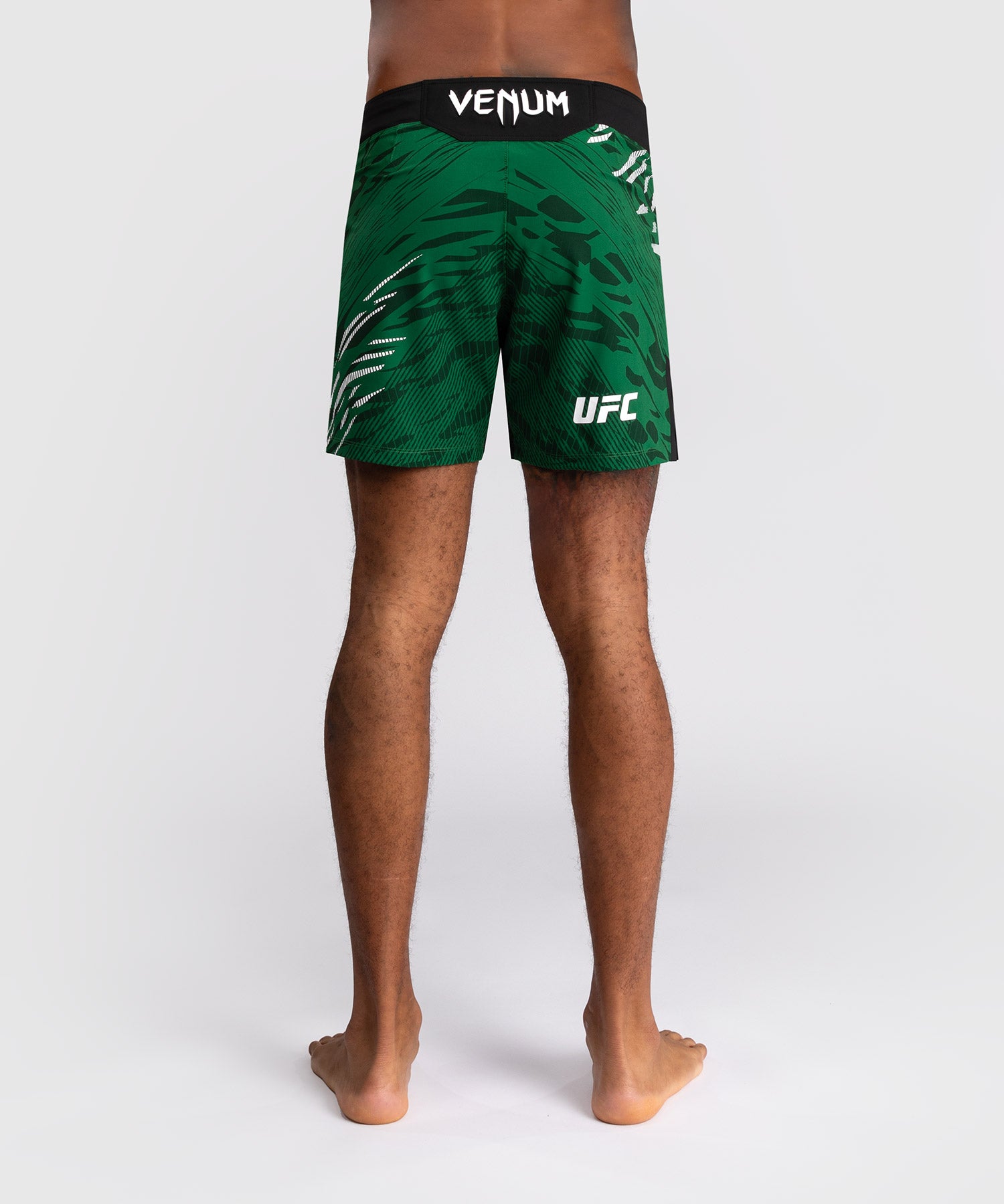 Shorts de Combat pour Hommes UFC Fusion by Venum Authentic Fight Night - Coupe Courte - Vert - product-type_Shorts de MMA