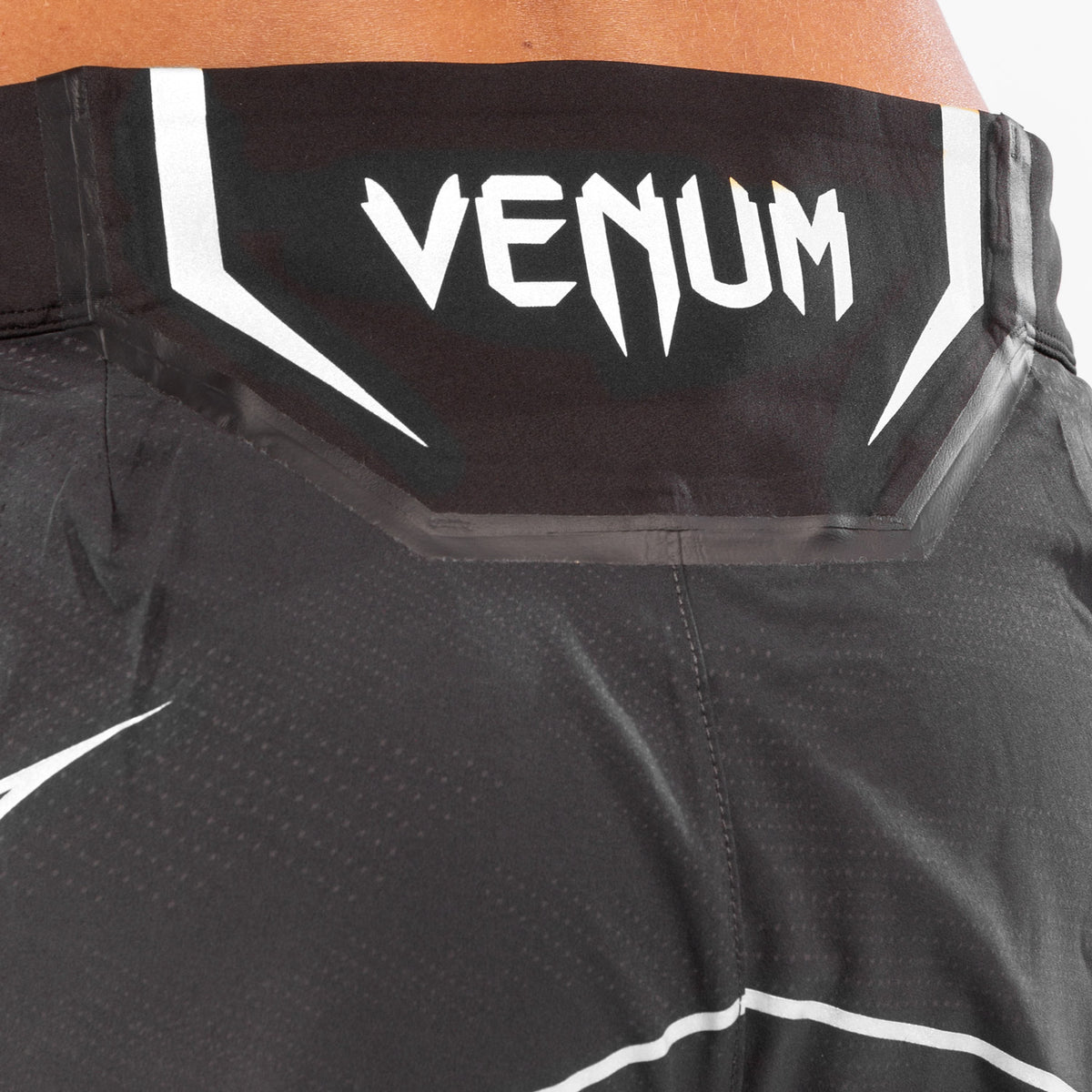 Short Femme Venum UFC Authentic Fight Night – Noir - product-type_Shorts de MMA