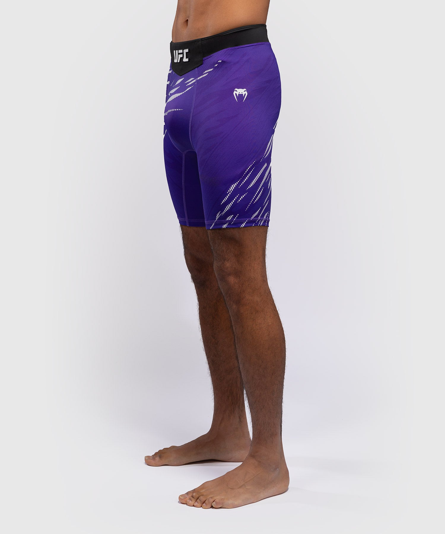 Short de compression pour Hommes UFC Fusion by Venum Authentic Fight Night - Violet - product-type_Shorts de compression