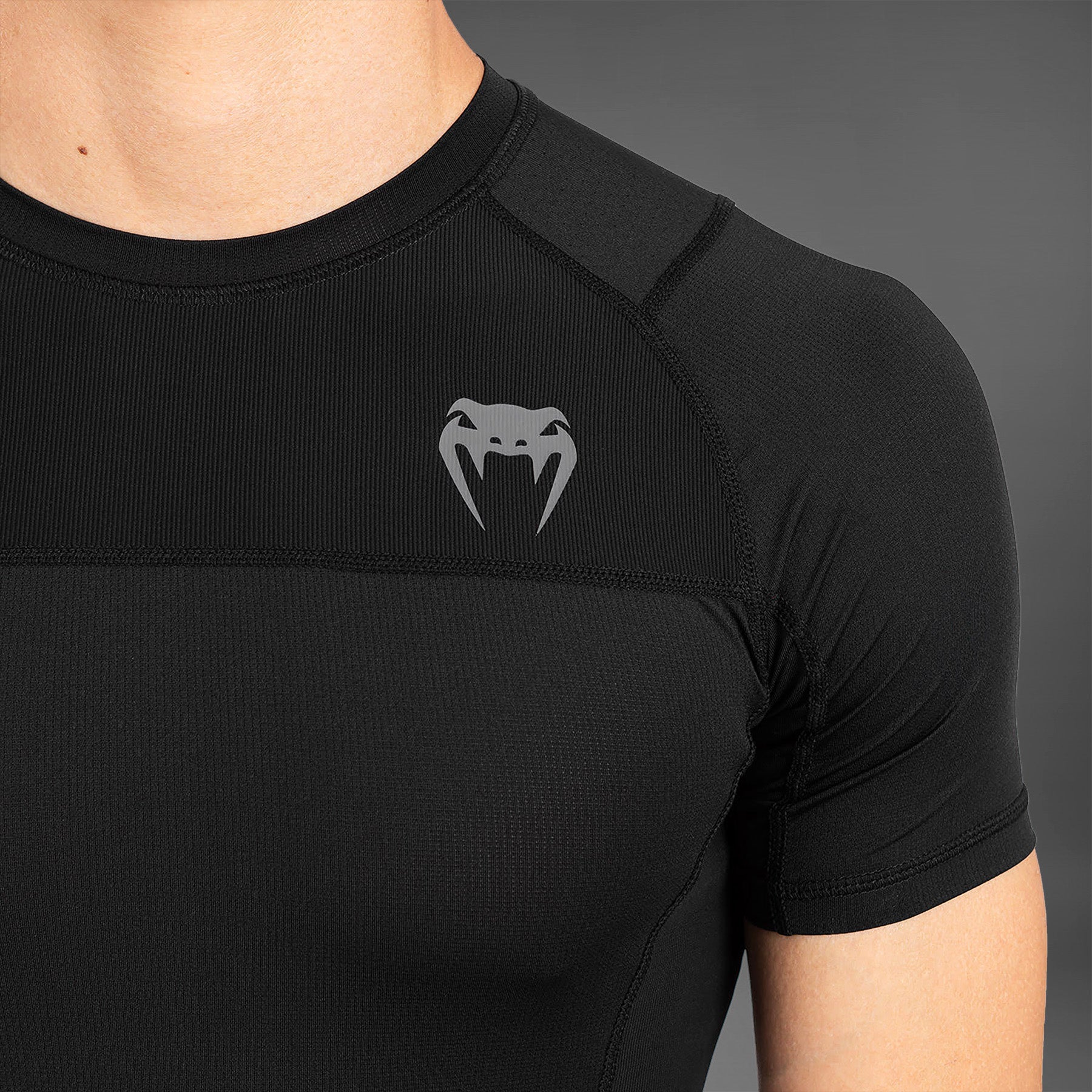 Rashguard à manches courtes Venum G-Fit Air - Noir - product-type_T-Shirts de Compression