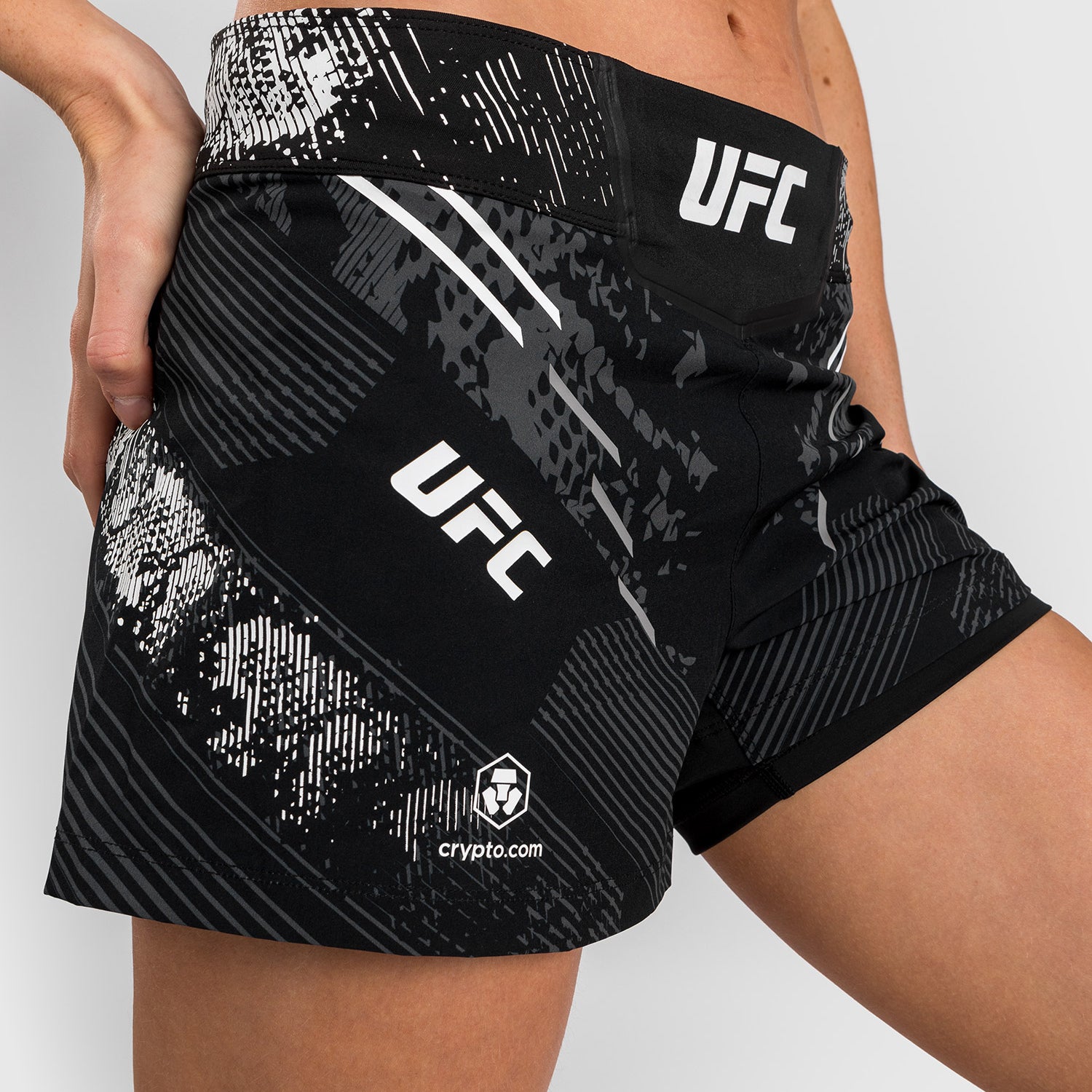 Short de Combat pour Femmes UFC Adrenaline by Venum Authentic Fight Night - Noir - product-type_Shorts de MMA