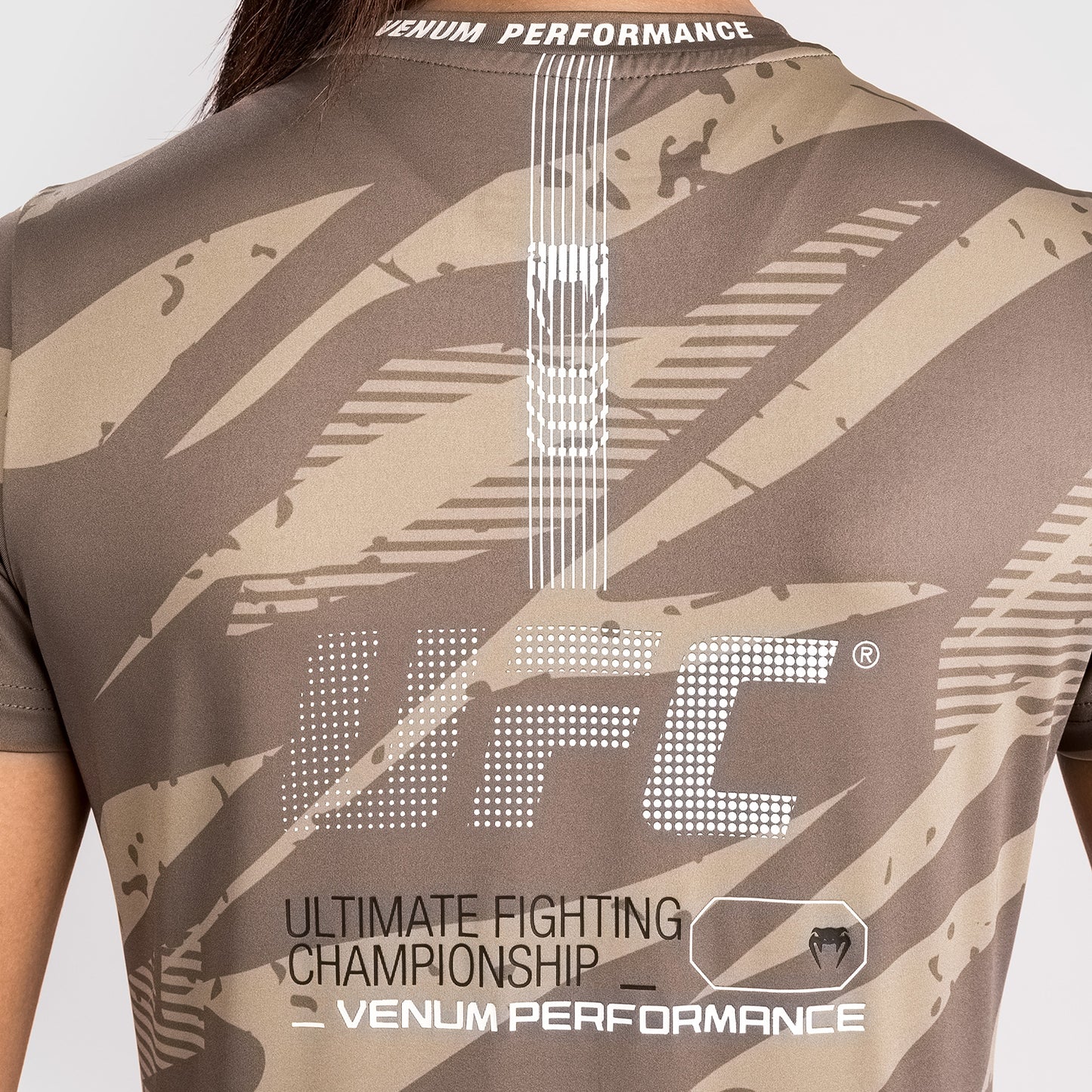 T-Shirt Dry-Tech pour Femmes UFC Adrenaline by Venum Fight Week - Desert Camo - product-type_T-Shirts Dry Tech