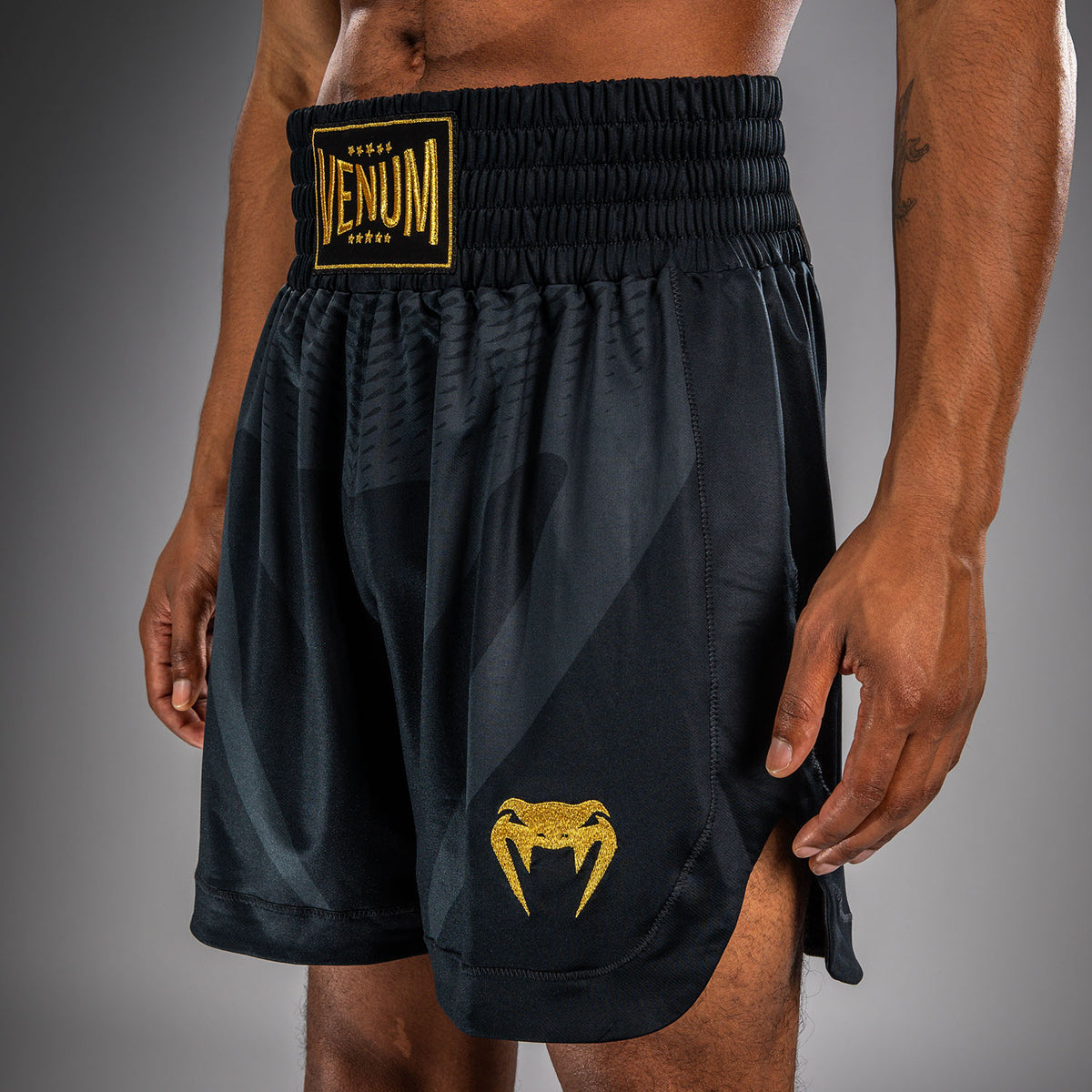 Short de boxe Venum Attack - Noir/Or